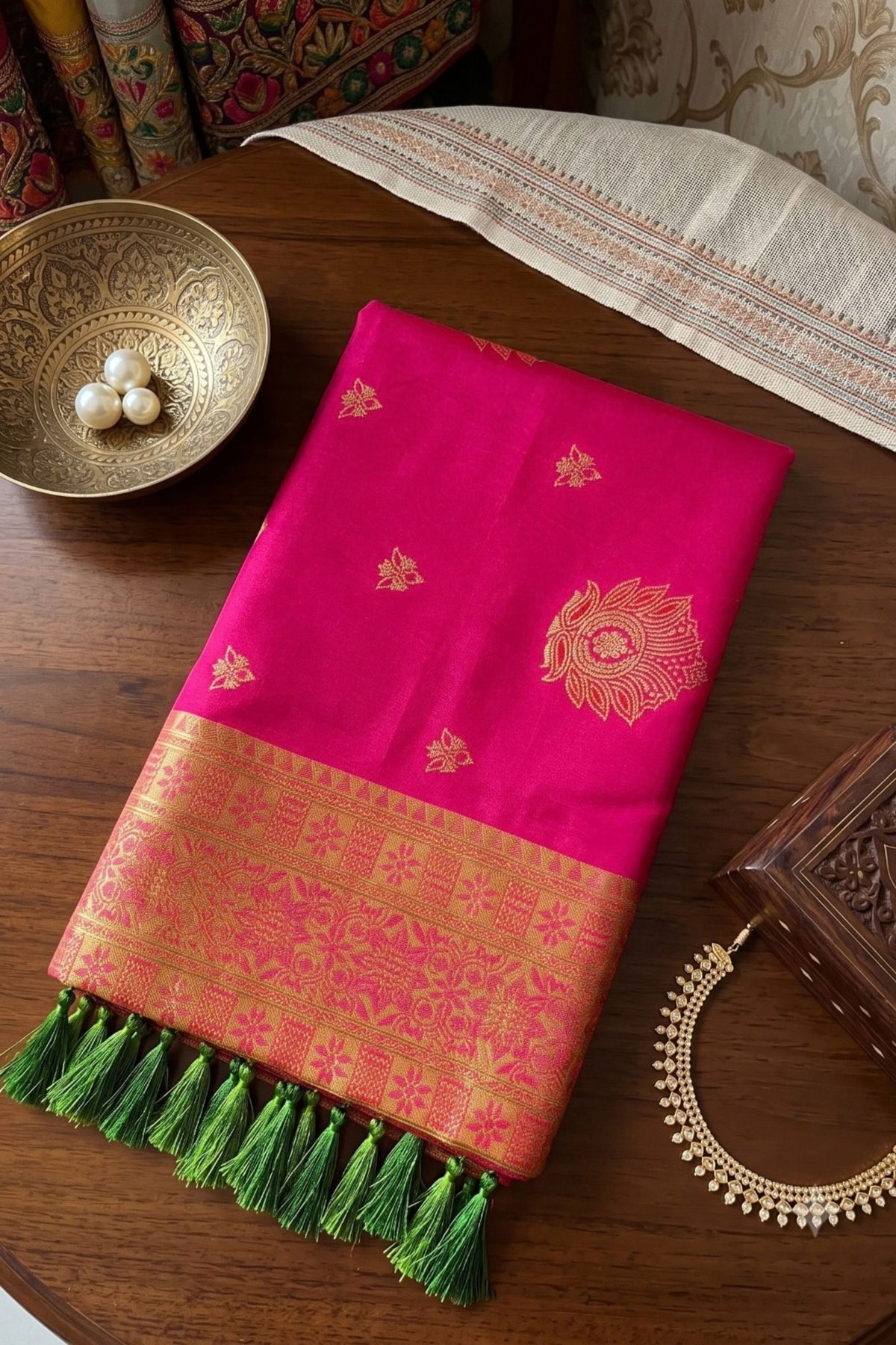 Beautiful Rani Pink Silk Saree Zari Weaving Pallu for Women