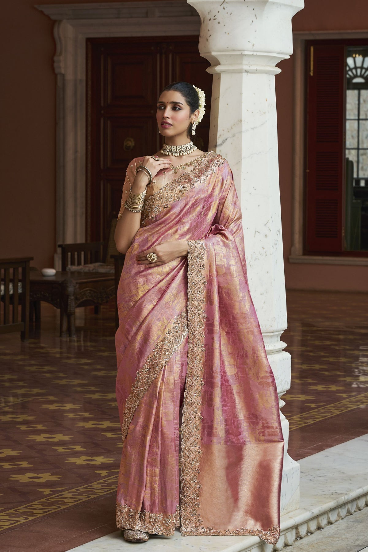 Exquisite Mauve Pink Kanjivaram Soft Silk Saree with Beads Work for Women