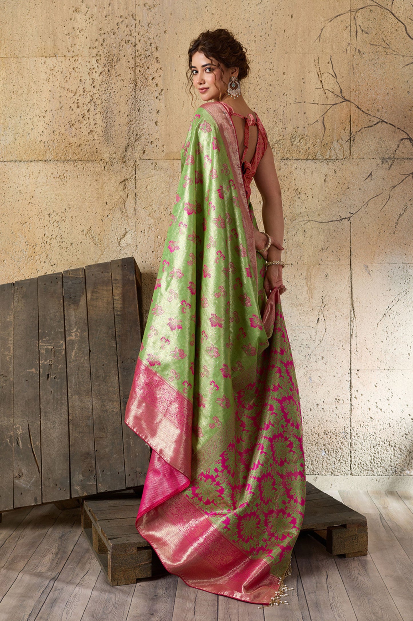 Green Banarasi Silk Saree Pink Zari Border Floral Weaving Saree