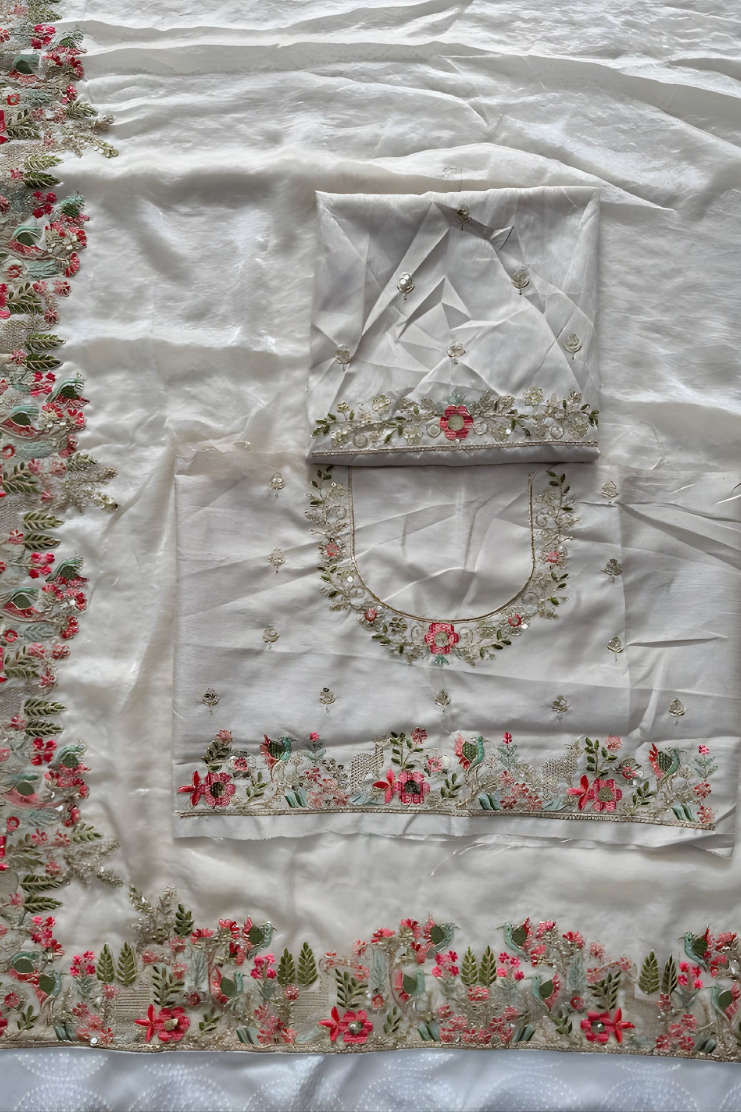 Elegant Off White Organza Silk Floral Embroidery Work Saree