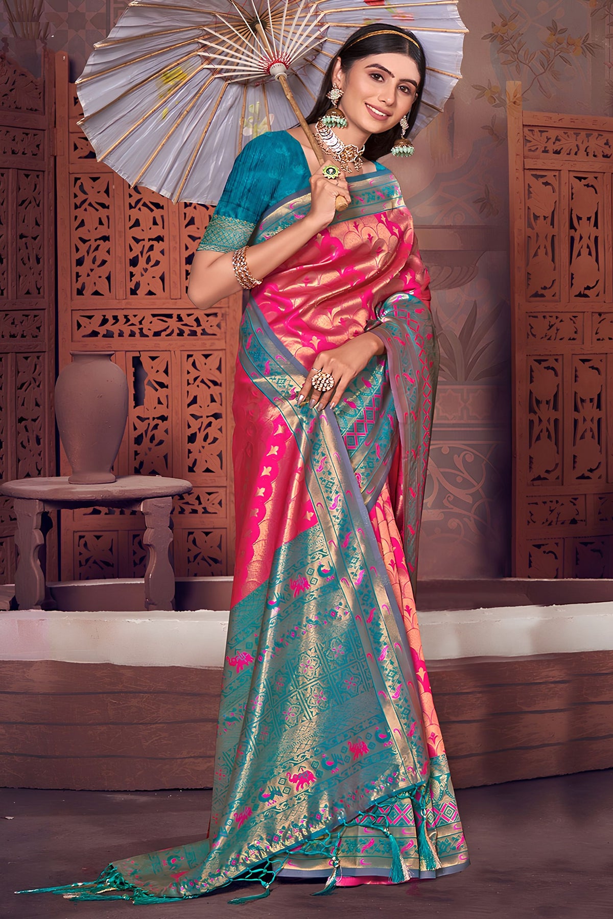 Regal Rani Pink Patola Silk Saree with Jacquard Work for Women
