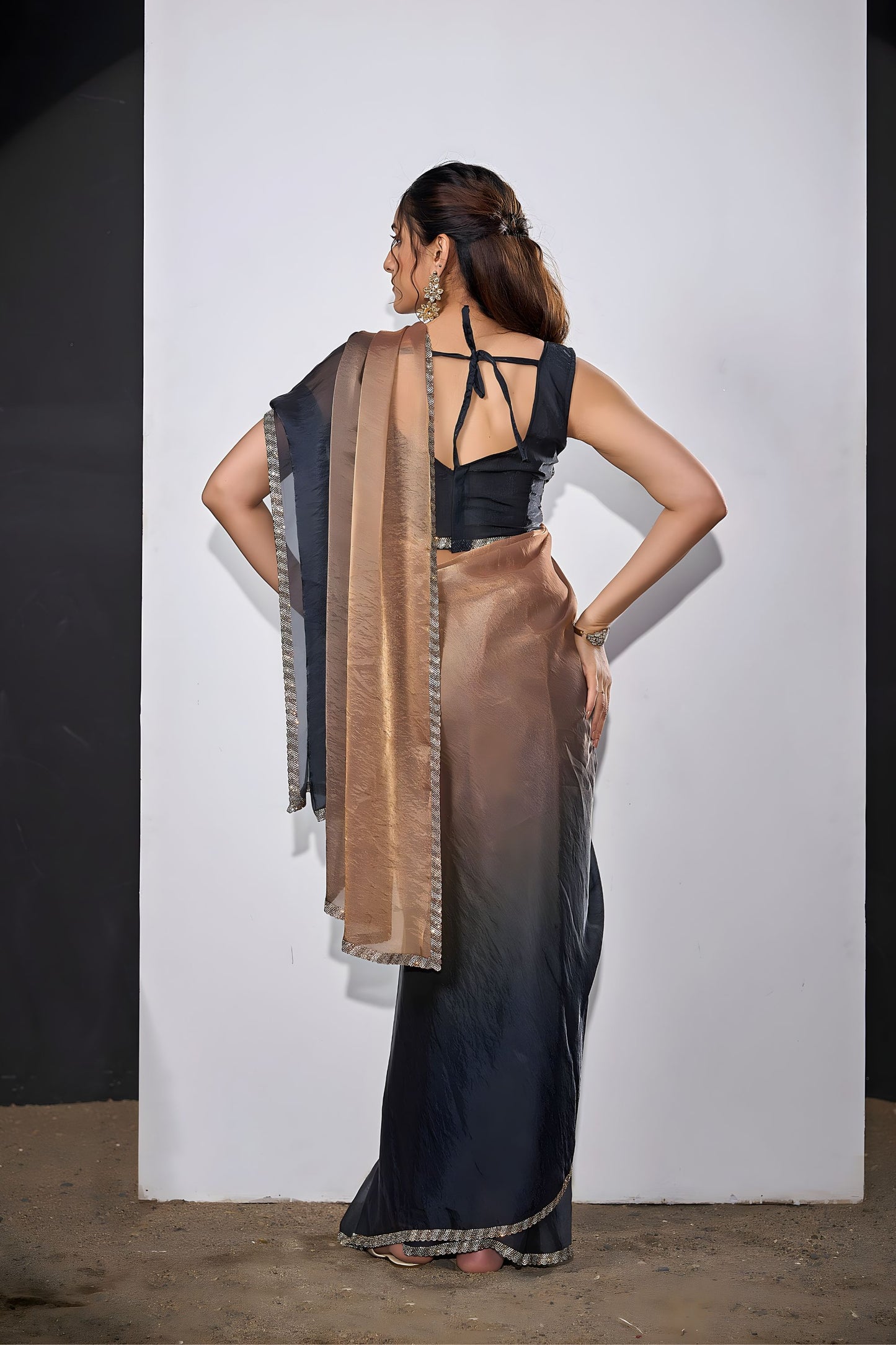 Elegant Black Copper Dual Tone Saree with Designer Border