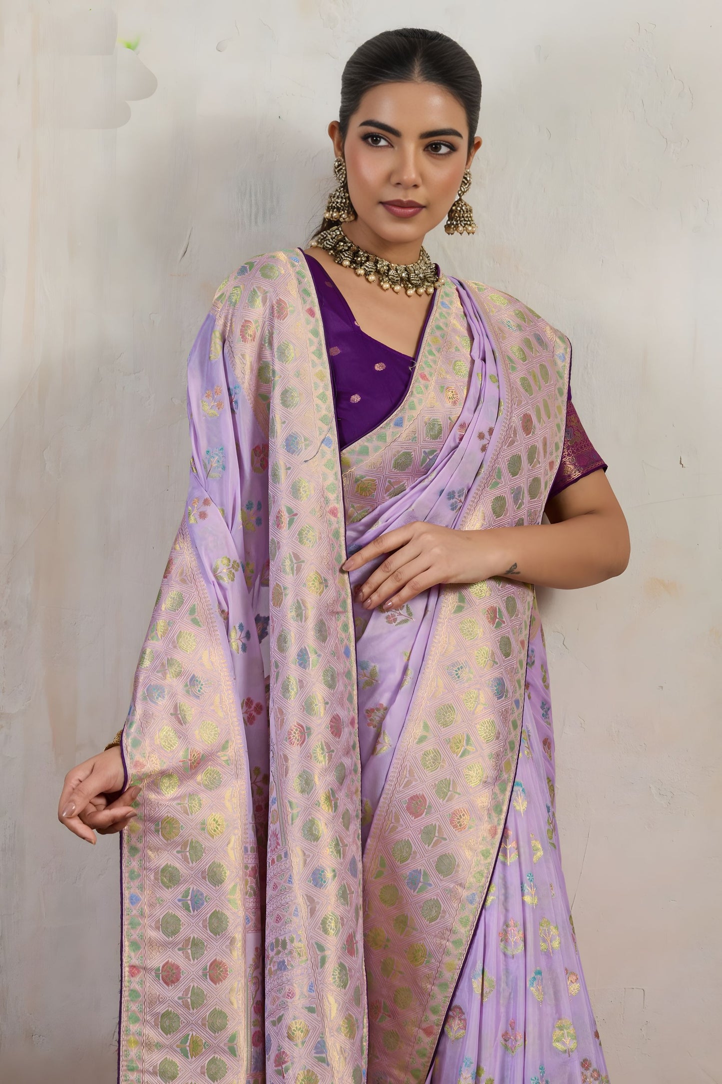 Lavender Banarasi Silk Saree Multicolor Zari Buti Weaving Rich Pallu