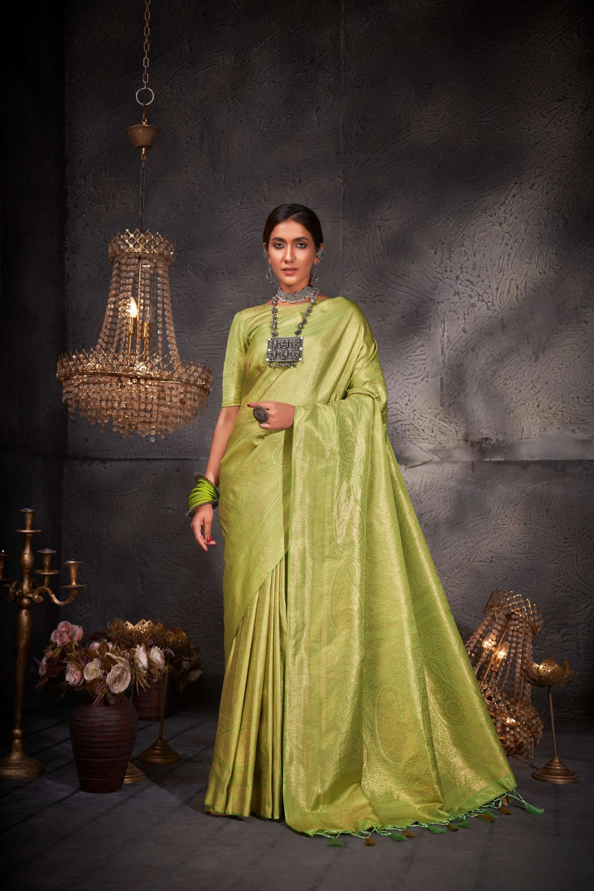 Lustrous Olive Green Pure Kanjivaram Weaving for Women