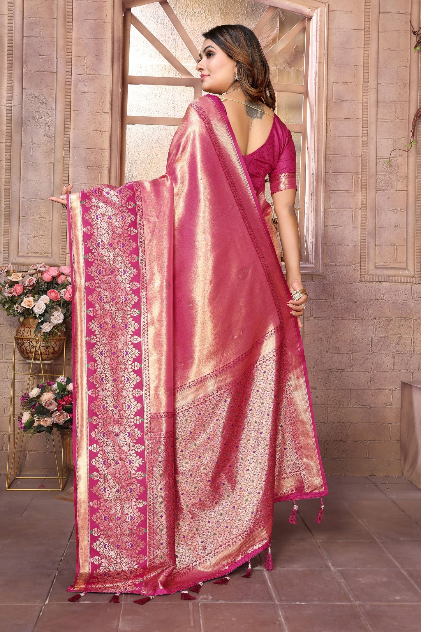 Rose Pink Kanchipuram Silk Saree with Rich Zari Woven Pallu