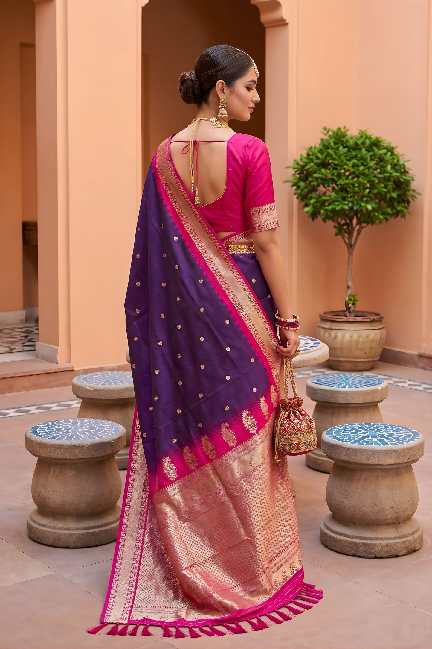 Elegant Purple Soft Silk Saree Zari Woven Border Wedding Wear