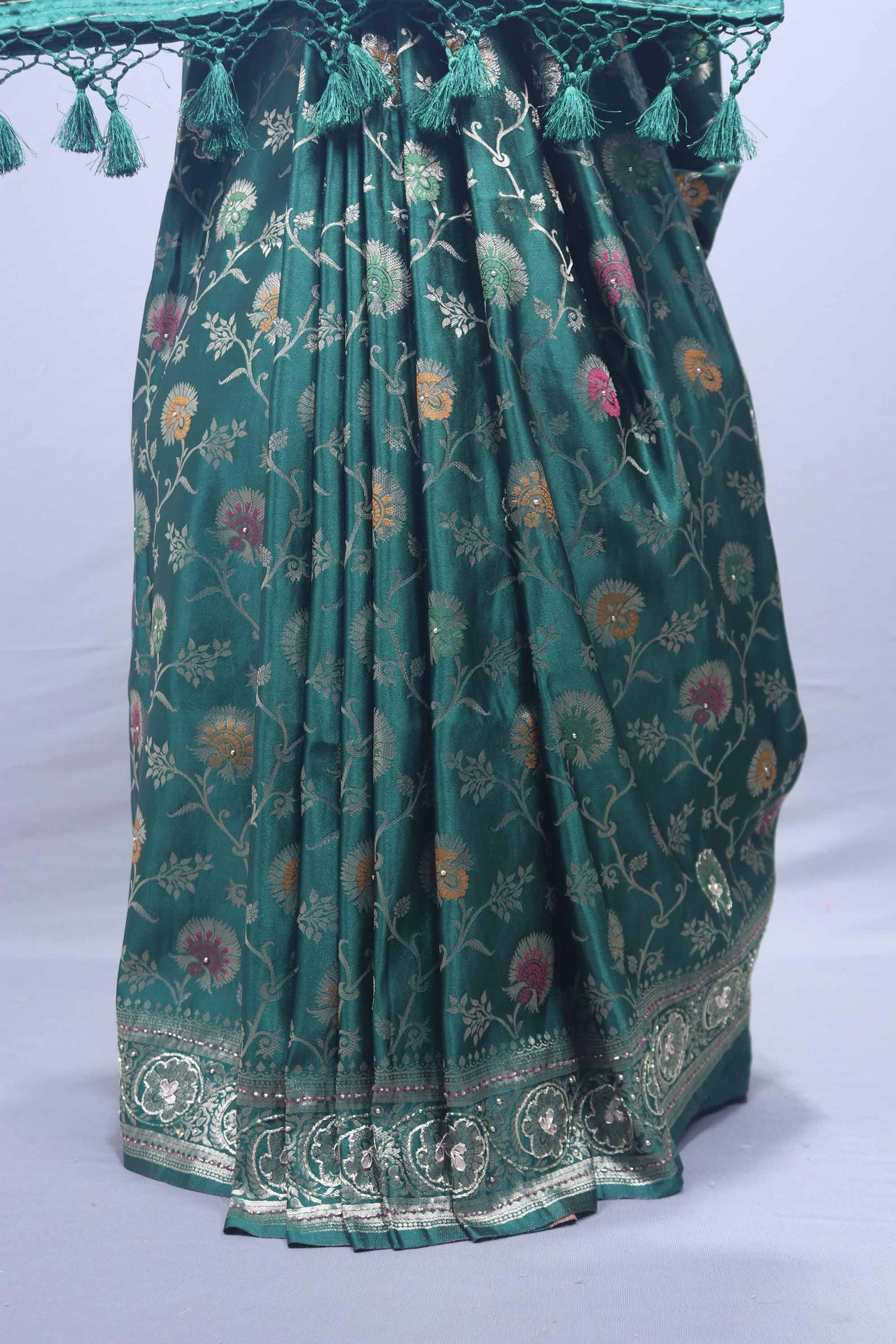 Green Embroidered Silk Saree with Floral Motifs Traditional Border