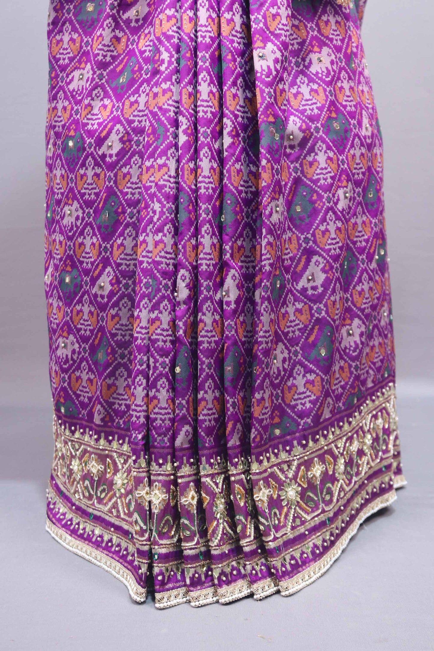 Purple Traditional Embroidered Saree Heavy Border Tassel Pallu