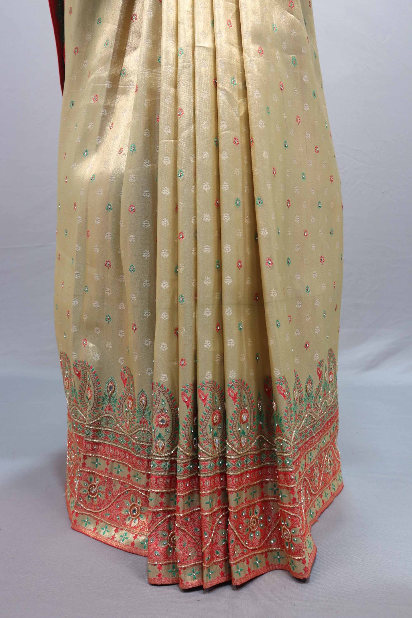 Beige Jacquard Silk Saree Coral Paisley Woven Design Rich Border