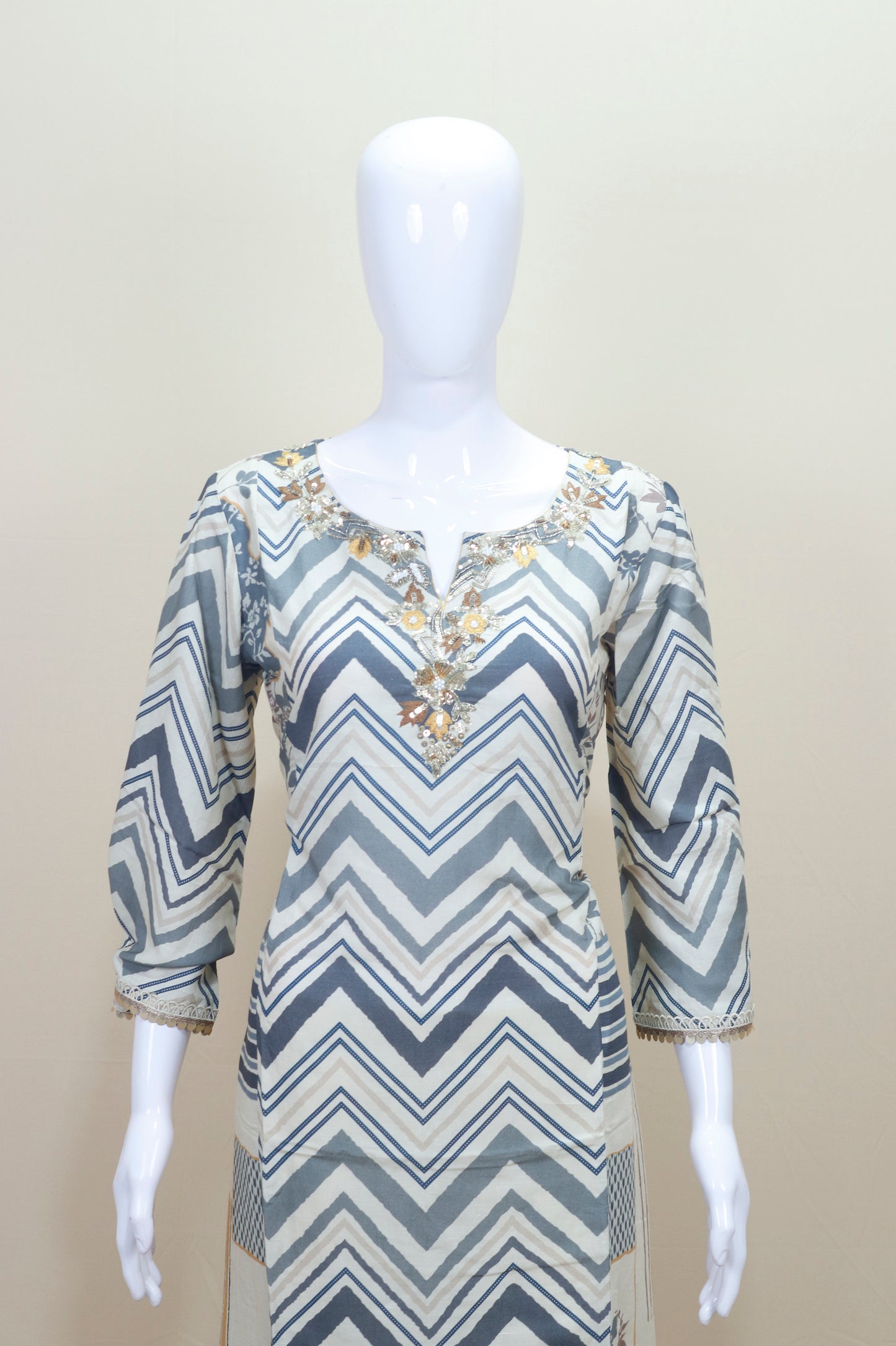 Grey White Chevron Print Straight Kurta Ethnic Wear