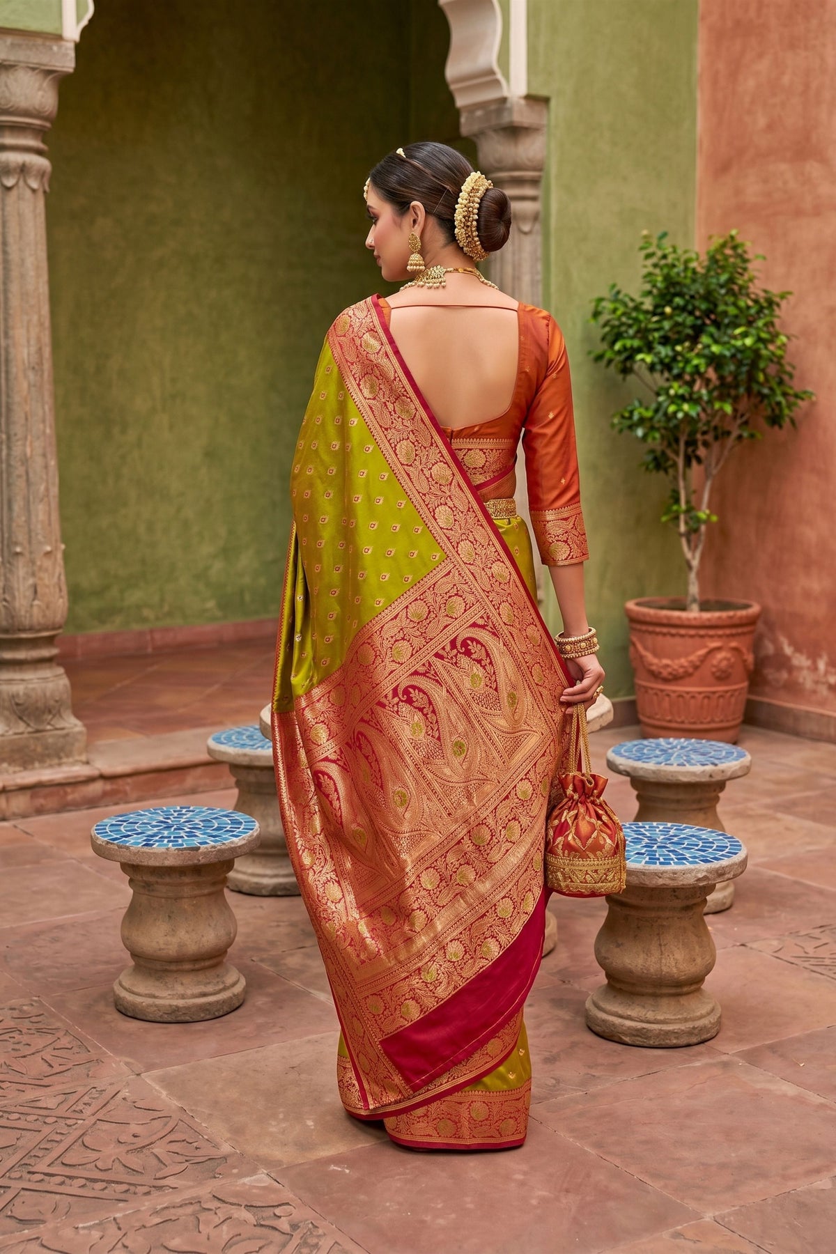 Graceful Lime Green Soft Silk Saree with Zari Weaving for Women