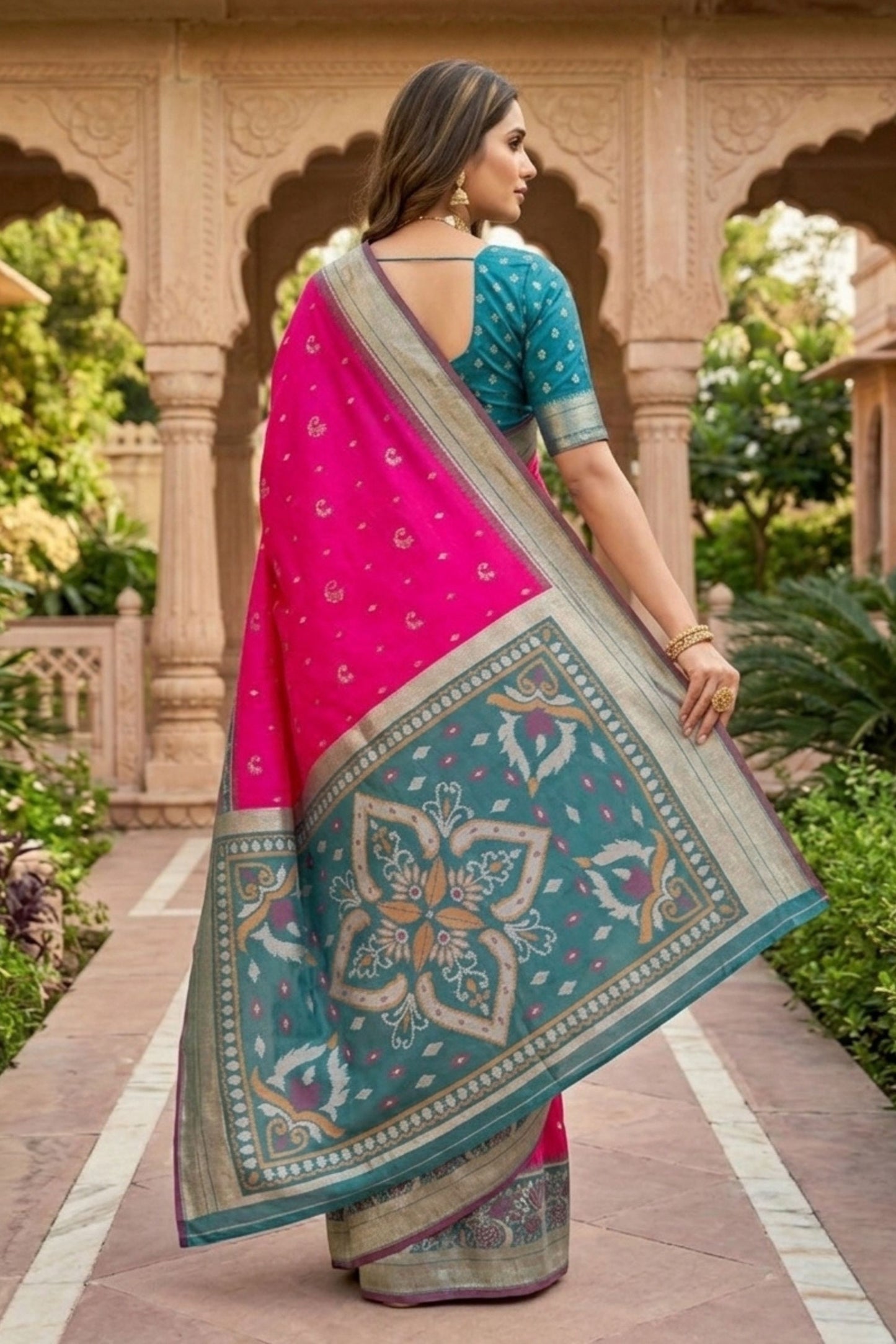 Beautiful Rani Pink Ikkat Silk Blend Saree Woven Work for Women