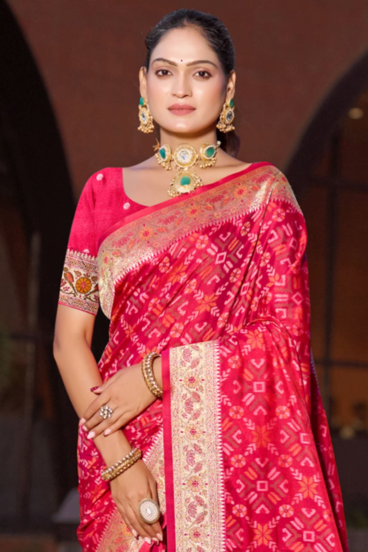 Vibrant Rani Pink Soft Silk Saree with Traditional Weaving Work for Women