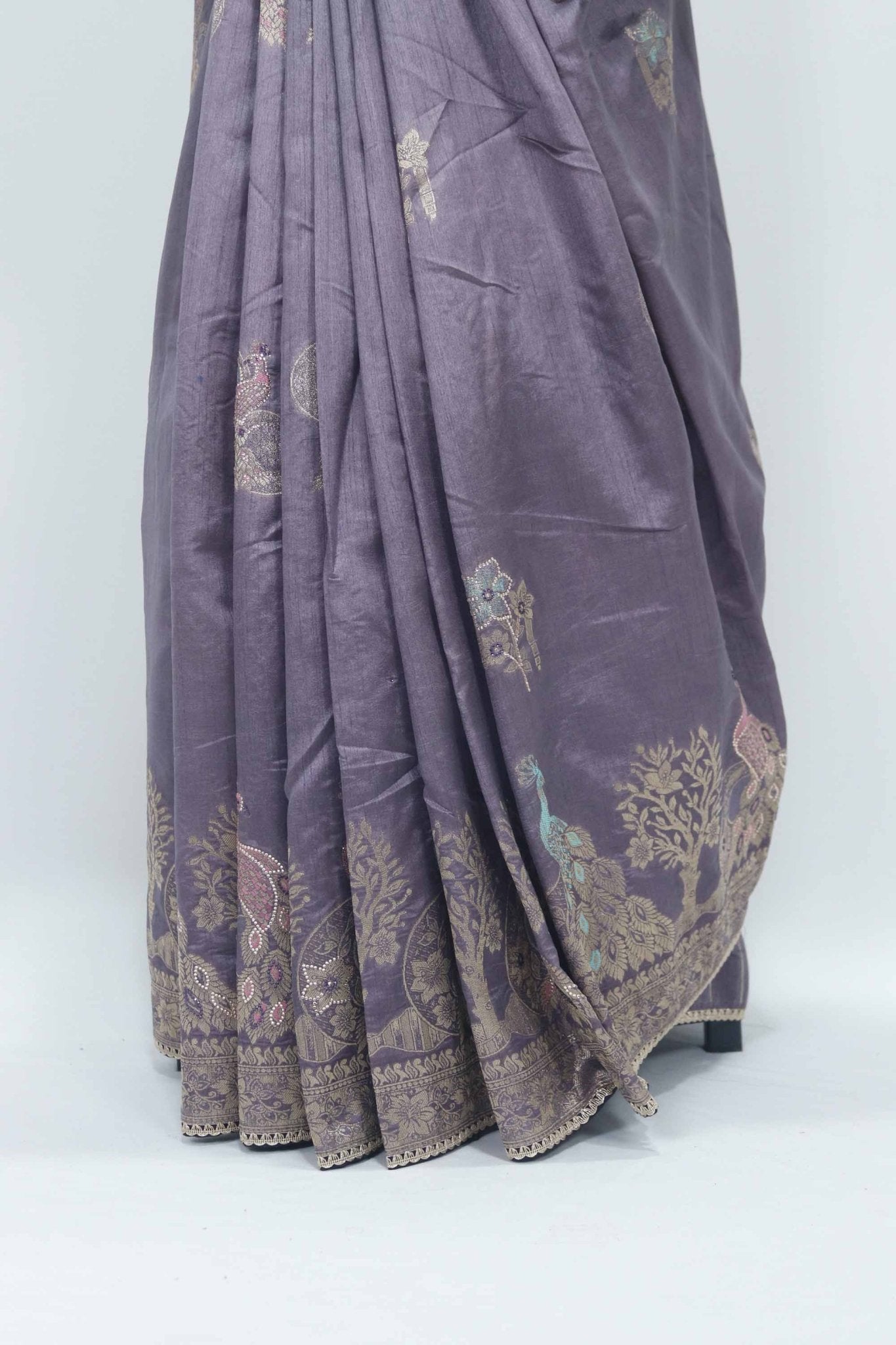 Dusty Purple Banarasi Silk Saree with Silver Zari Embroidery and Peacock Design Pallu - Mangaldeep NX