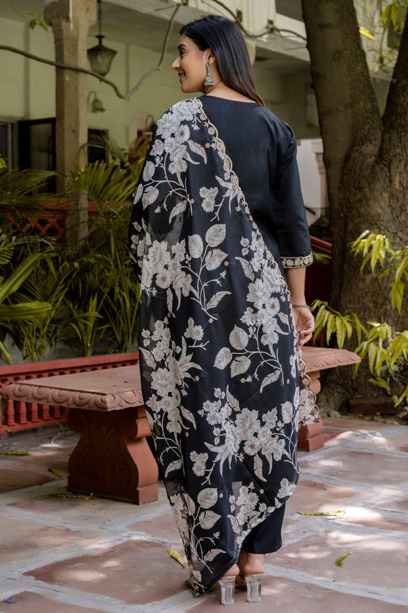 Elegant Black Embroidered Salwar Suit with Floral Organza Dupatta - Mangaldeep NX