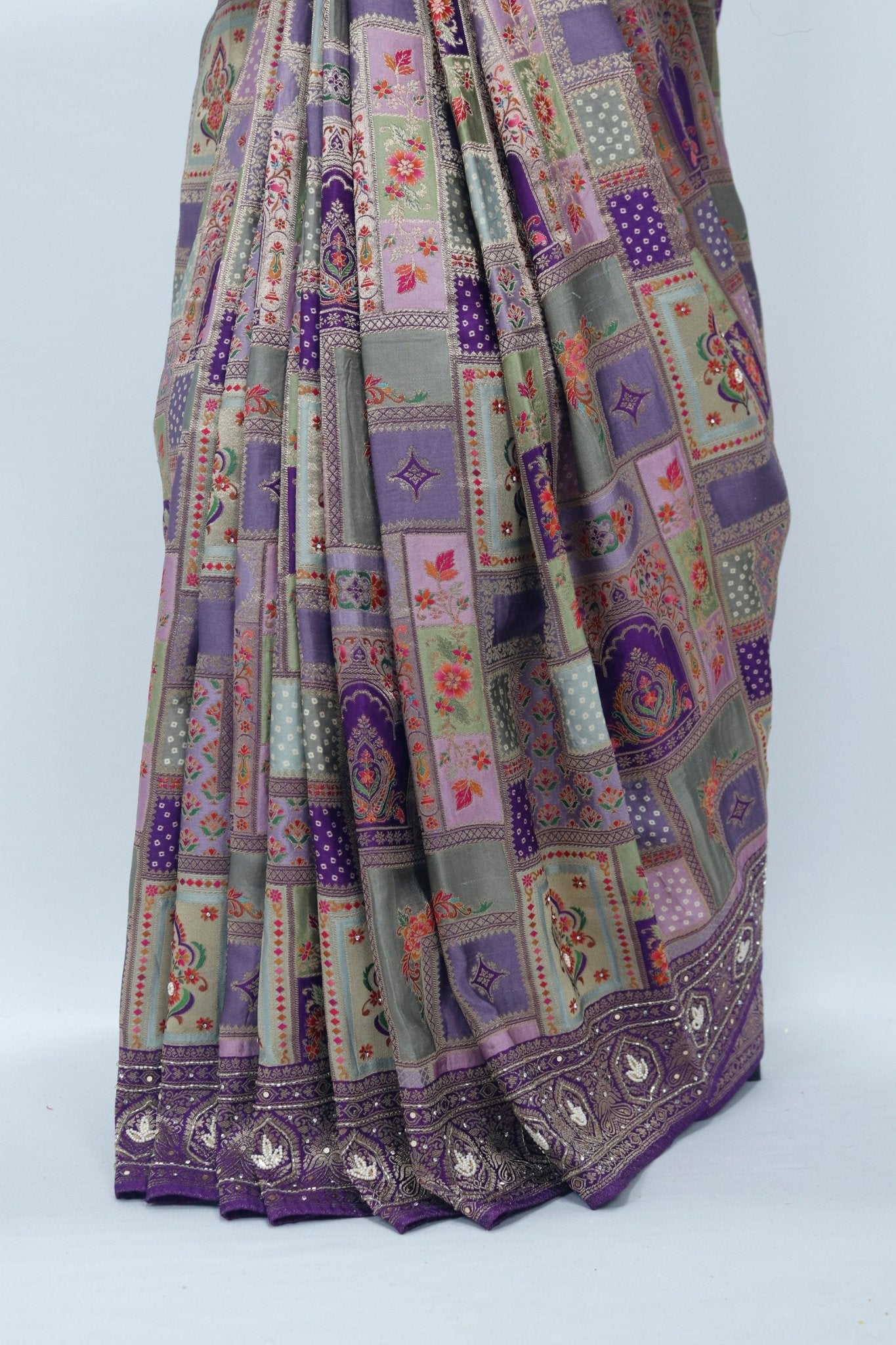 Elegant Lavender Patola Print Saree with Zari Border Traditional Banarasi Style Silk Blend Saree for Festive Wedding Wear - Mangaldeep NX