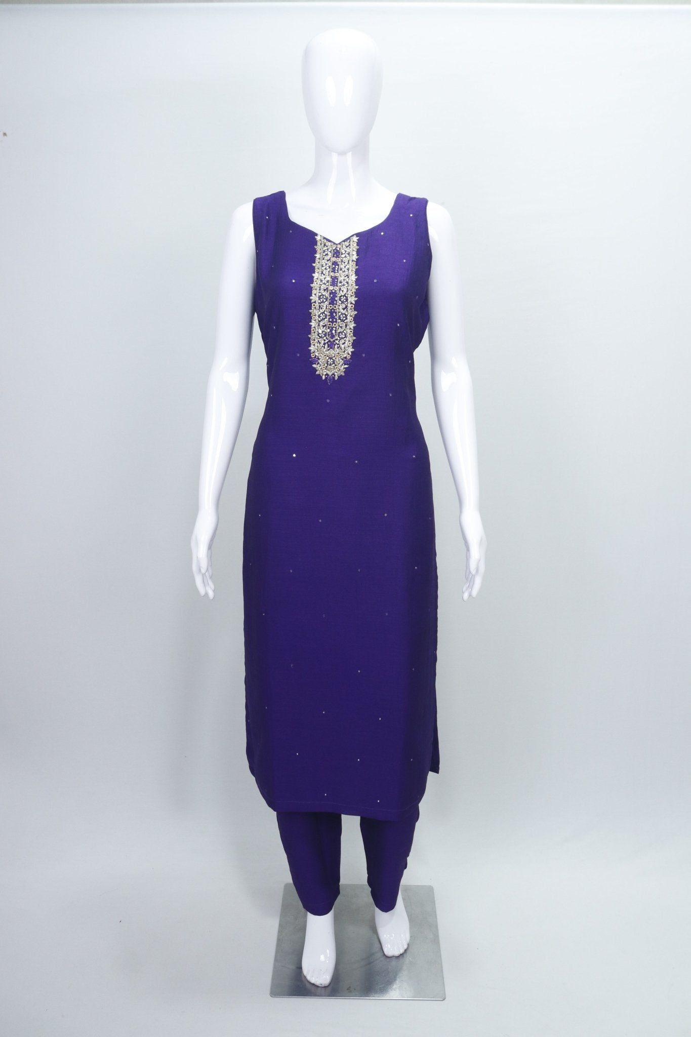 Embroidered Purple Straight Suit Set with Printed Floral Dupatta Festive & Ethnic Wear for Women - Mangaldeep NX