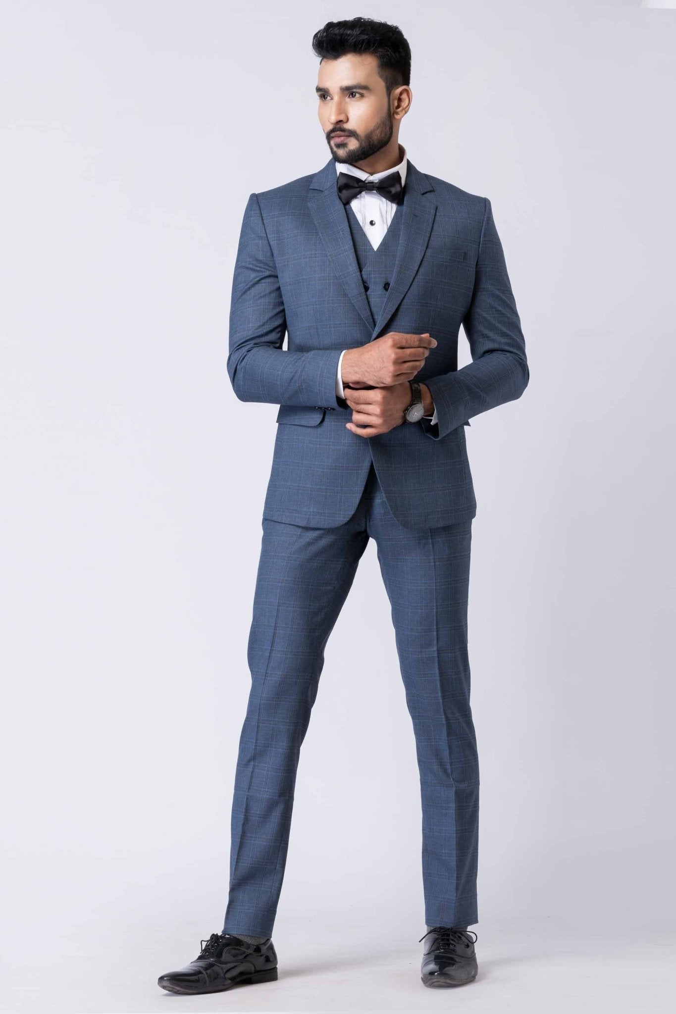 Impressive Men's Blue Checked 3-Piece Tuxedo Suit with Bow Tie