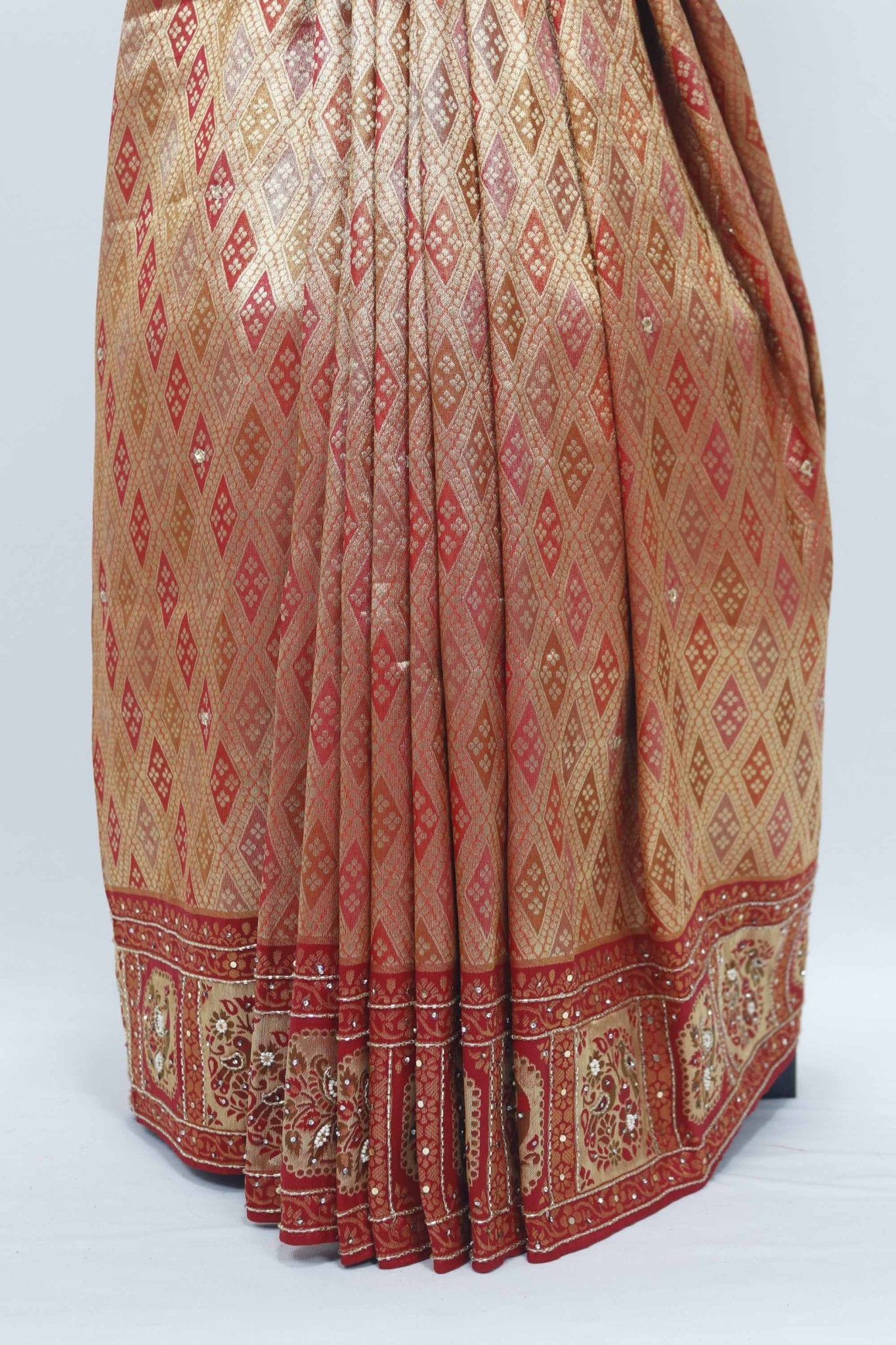 Orange and Red Kanjivaram Silk Saree with Heavy Zari Woven Pallu - Mangaldeep NX