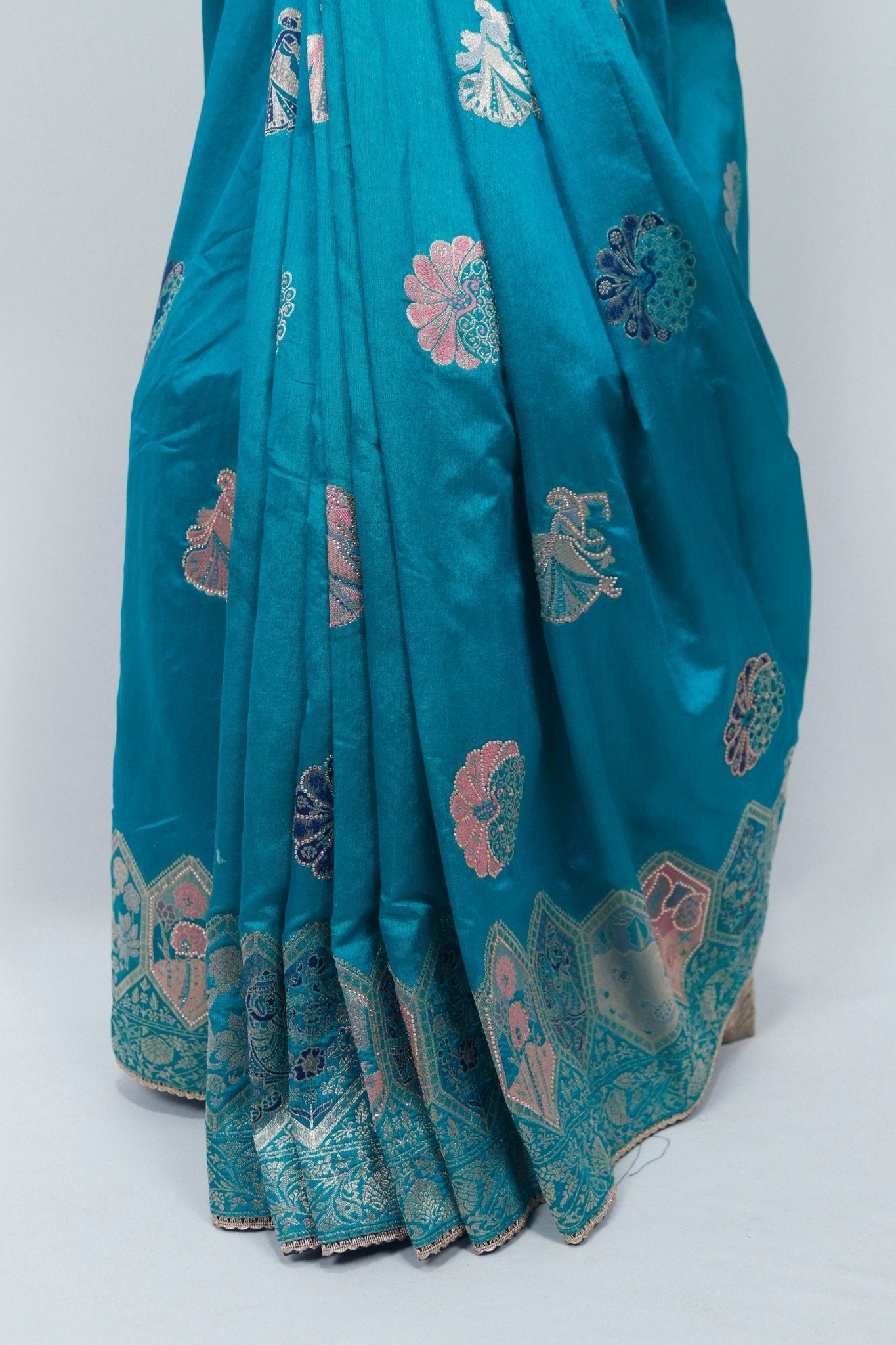Teal Blue Banarasi Silk Saree with Zari Woven Traditional Motifs and Meenakari Pallu - Mangaldeep NX
