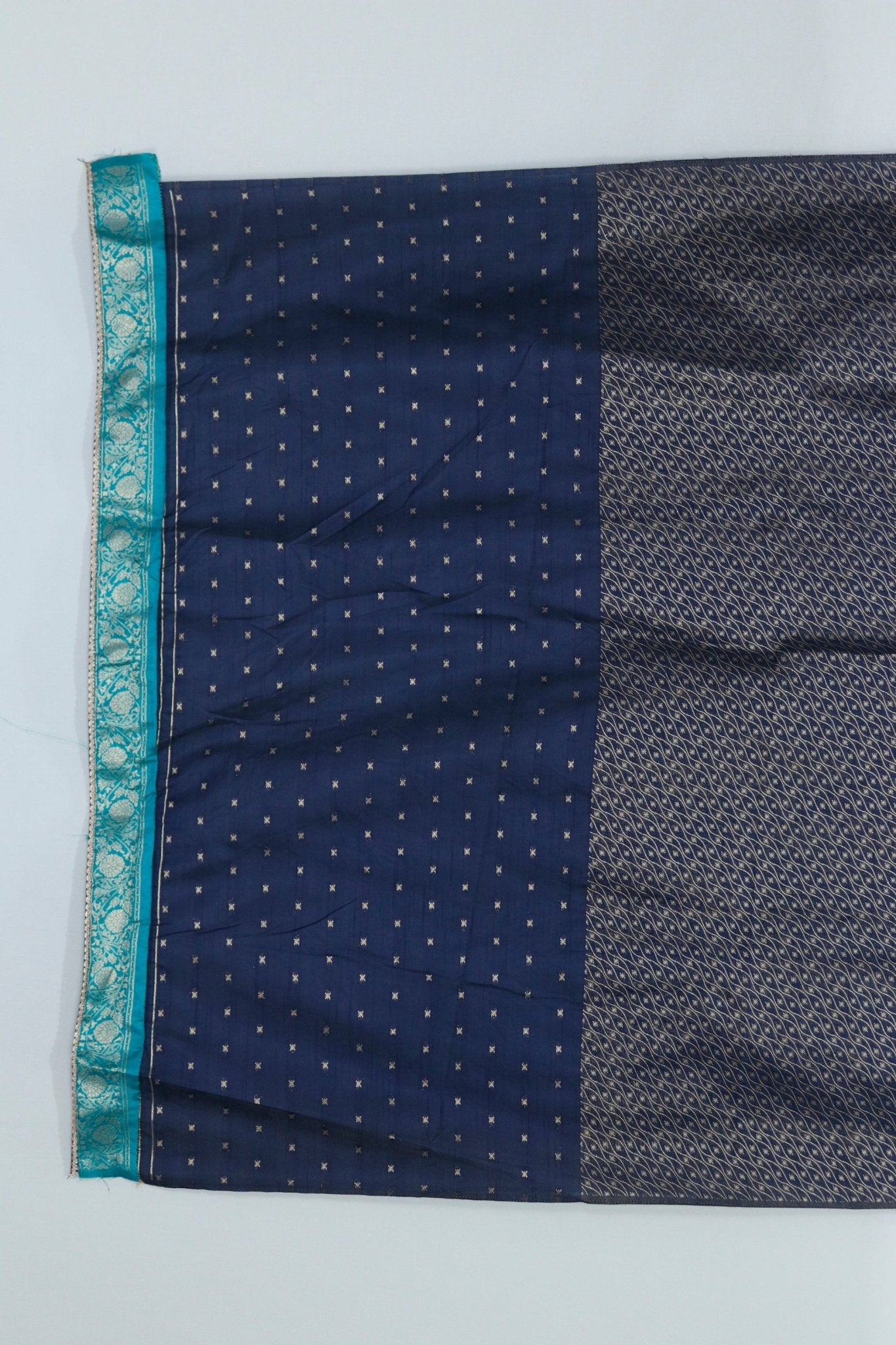 Teal Blue Banarasi Silk Saree with Zari Woven Traditional Motifs and Meenakari Pallu - Mangaldeep NX