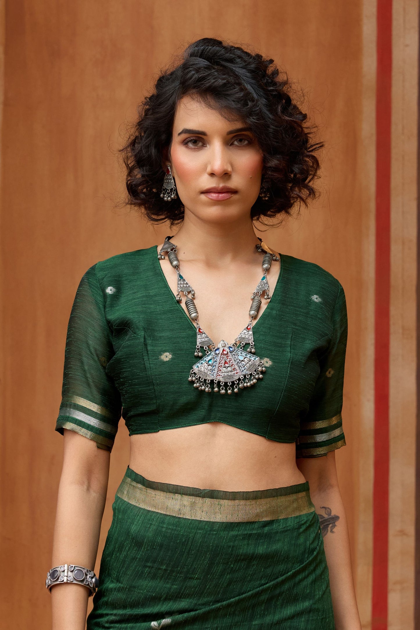 Green Silk Blend Saree with Gold Zari Border Floral Woven Pallu