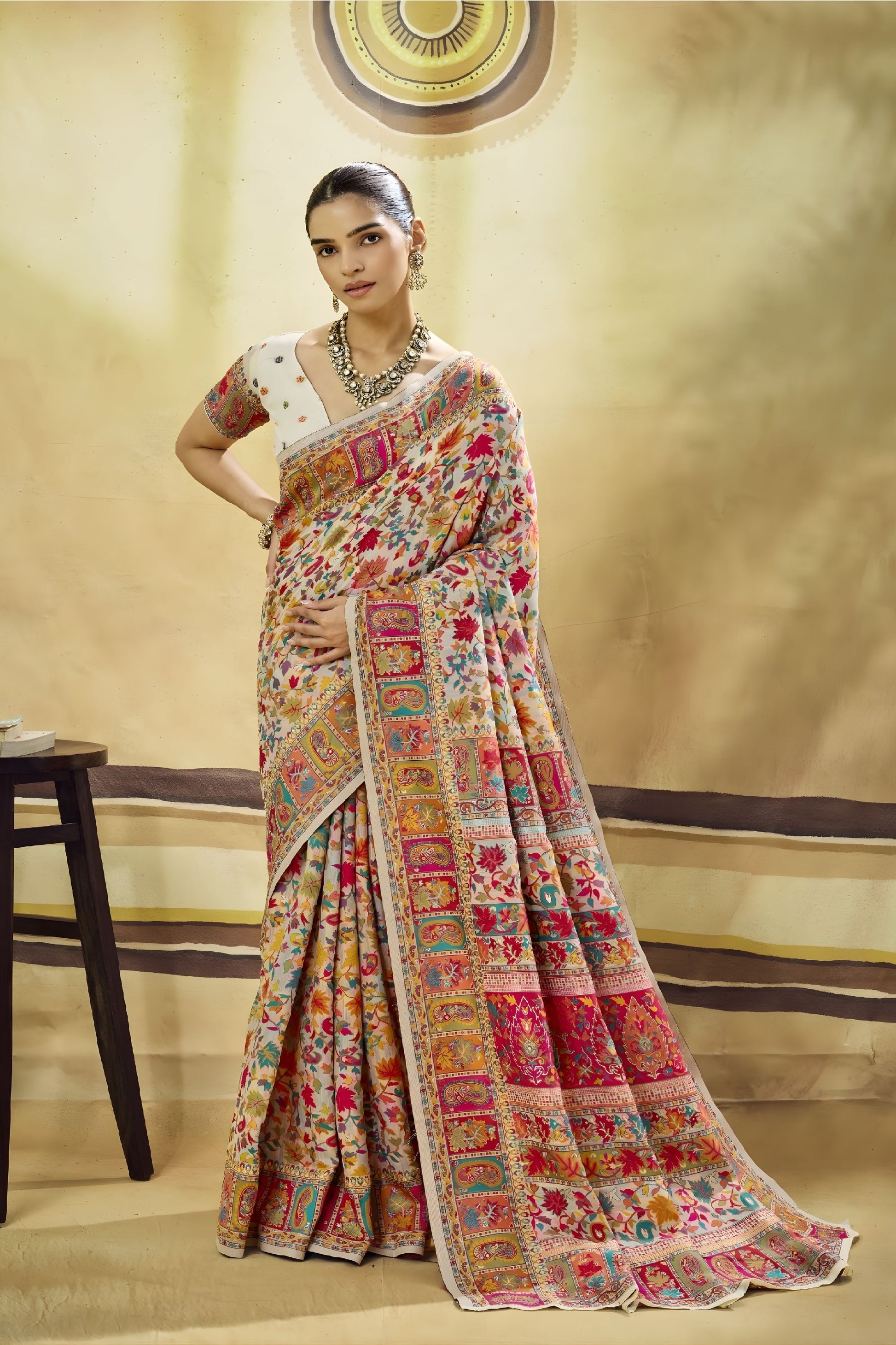 Graceful Cream Kashmiri Silk Pashmina Weaving Saree for Women