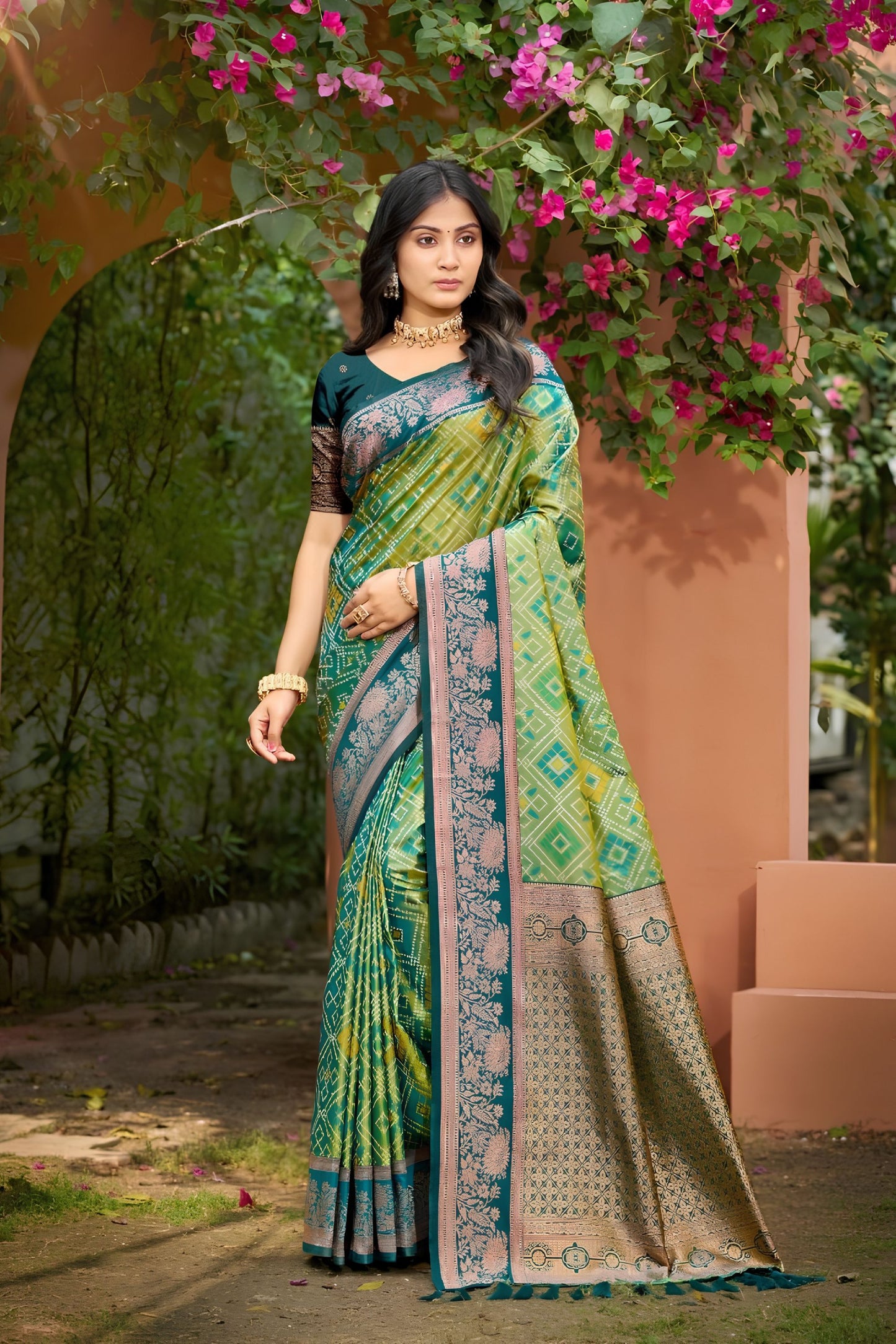 Gracefull Olive Green Soft Silk Jacquard Weaving Saree for Women