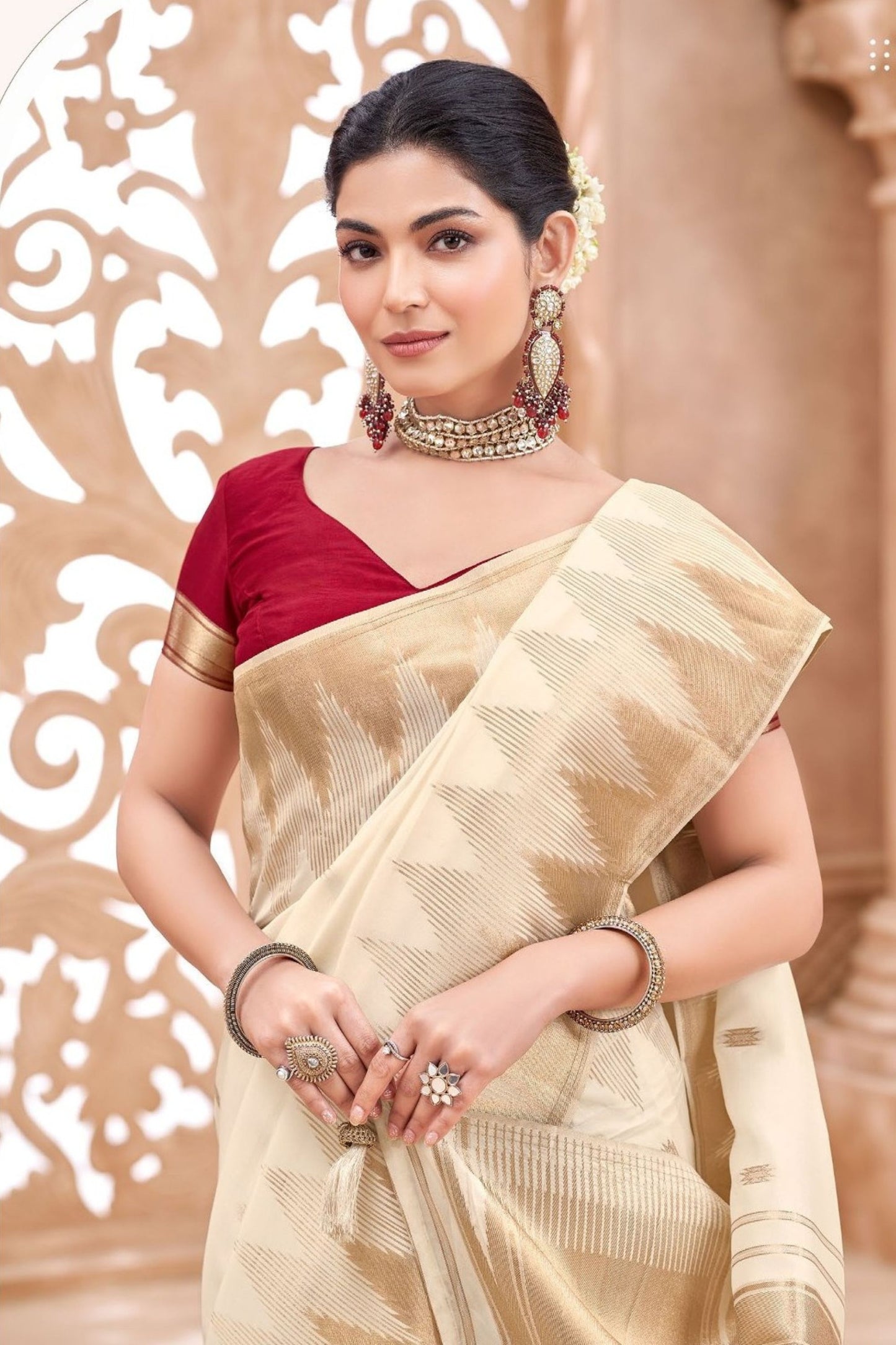 Cream Kanjivaram Silk Saree with Rich Gold Zari Border Pallu