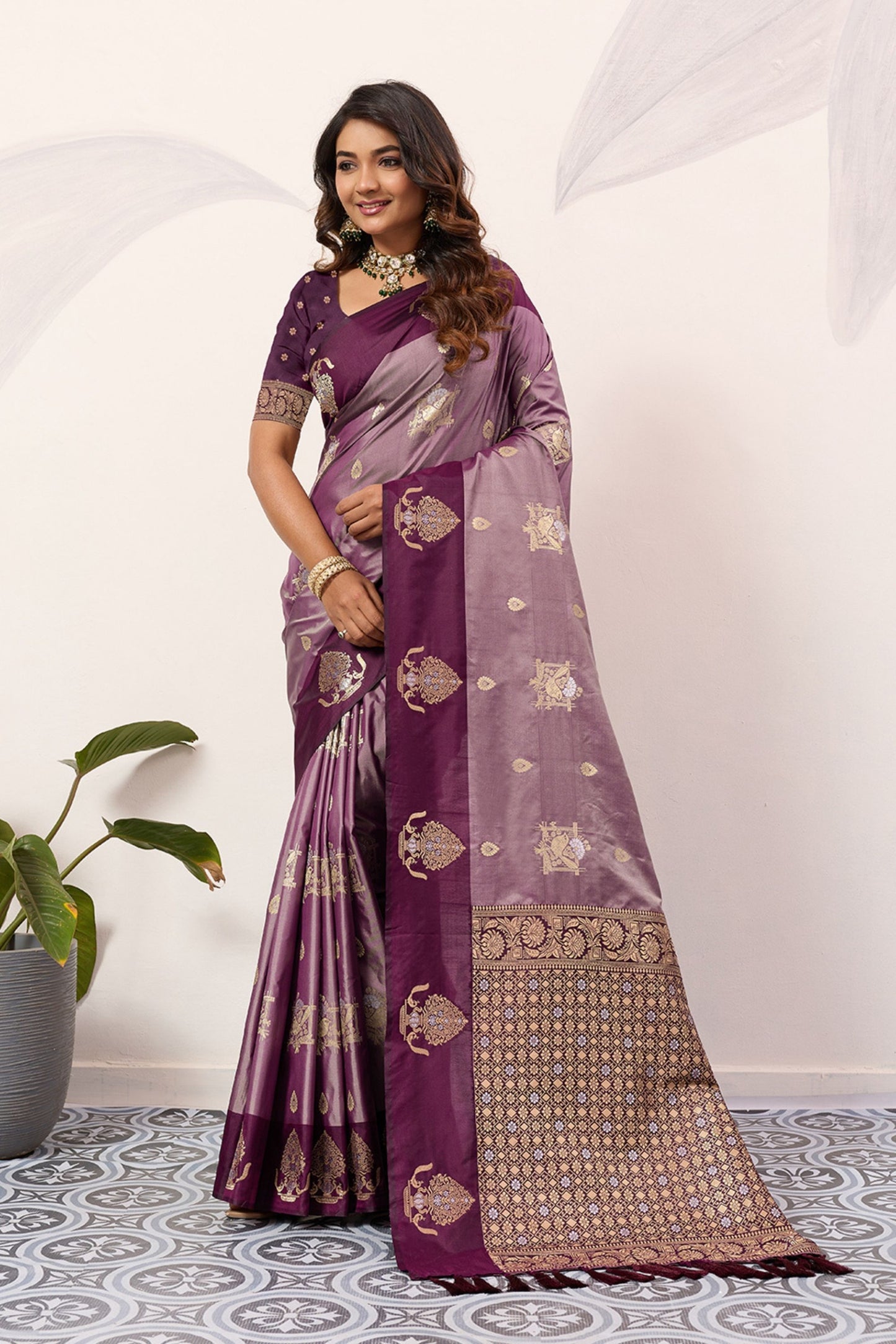 Wine Purple Banarasi Silk Saree Gold Zari Motifs Rich Woven Pallu