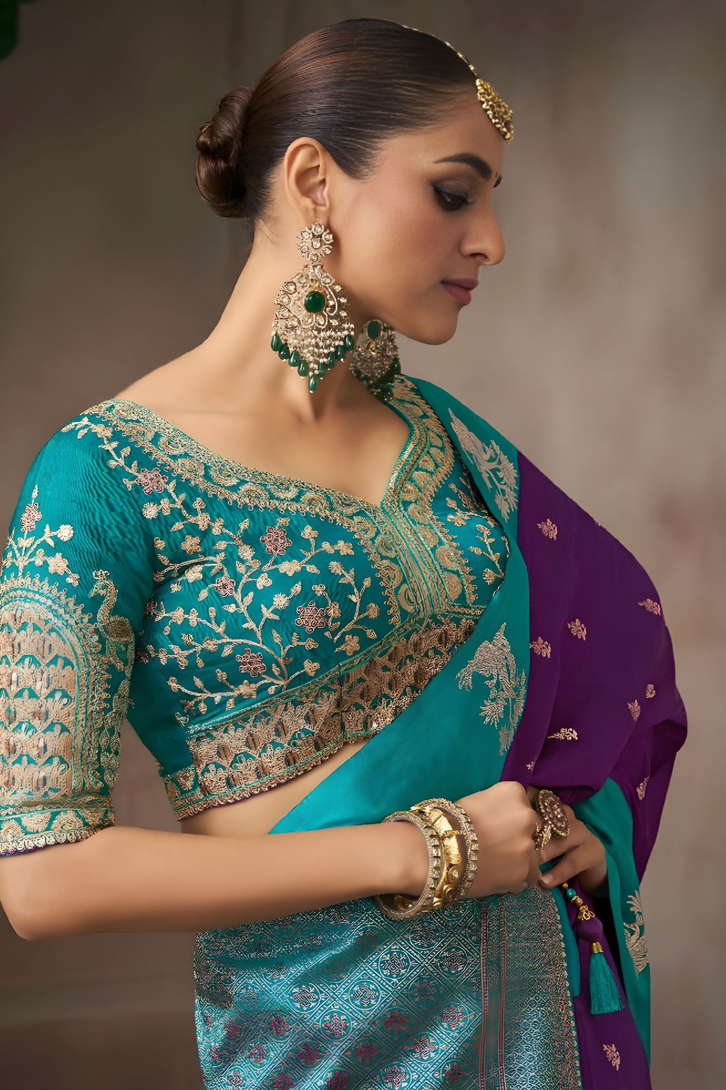 Purple Silk Saree with Contrast Teal Blue Zari Border Traditional