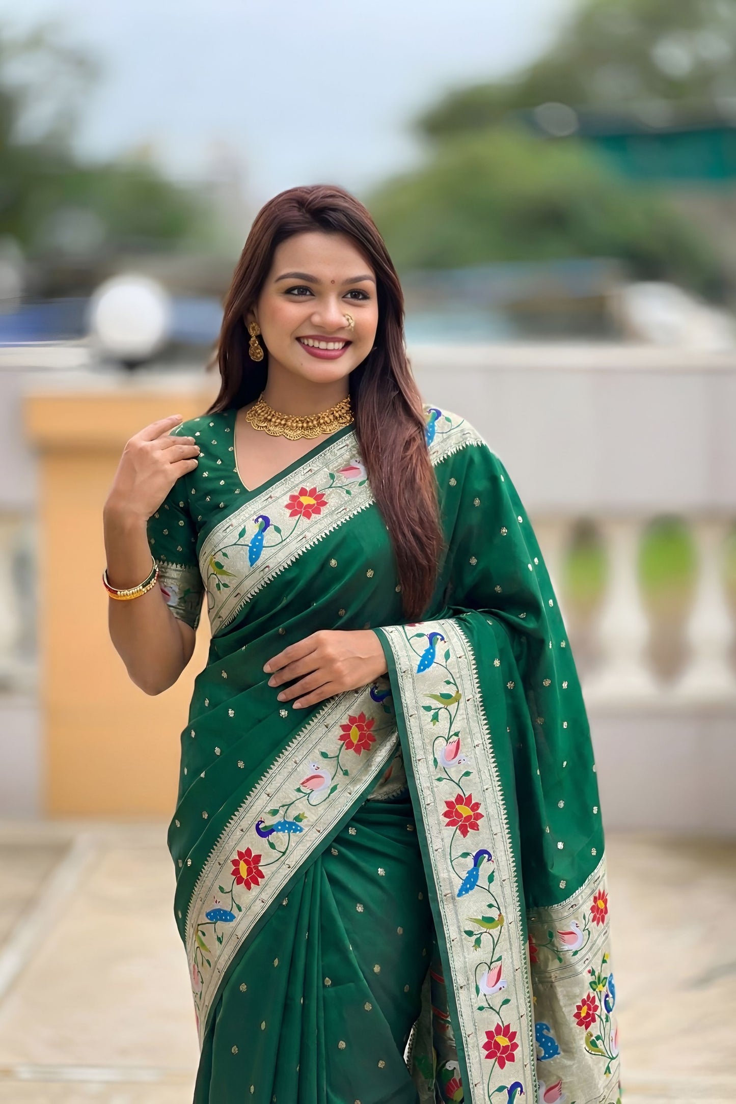 Dark Green Floral Woven Linen Silk Saree Designer Peacock Border