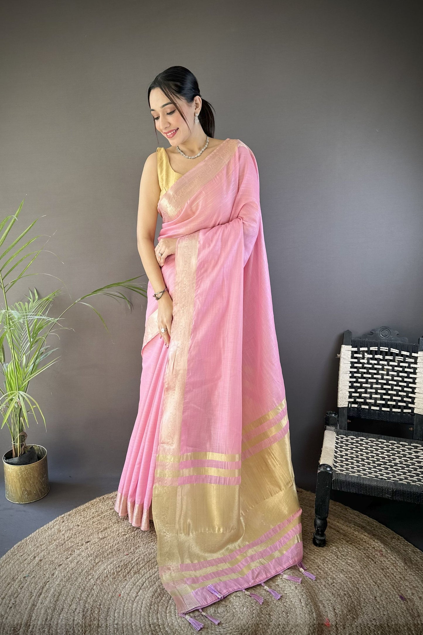 Pink Linen Silk Saree with Golden Zari Border Tassel Pallu 