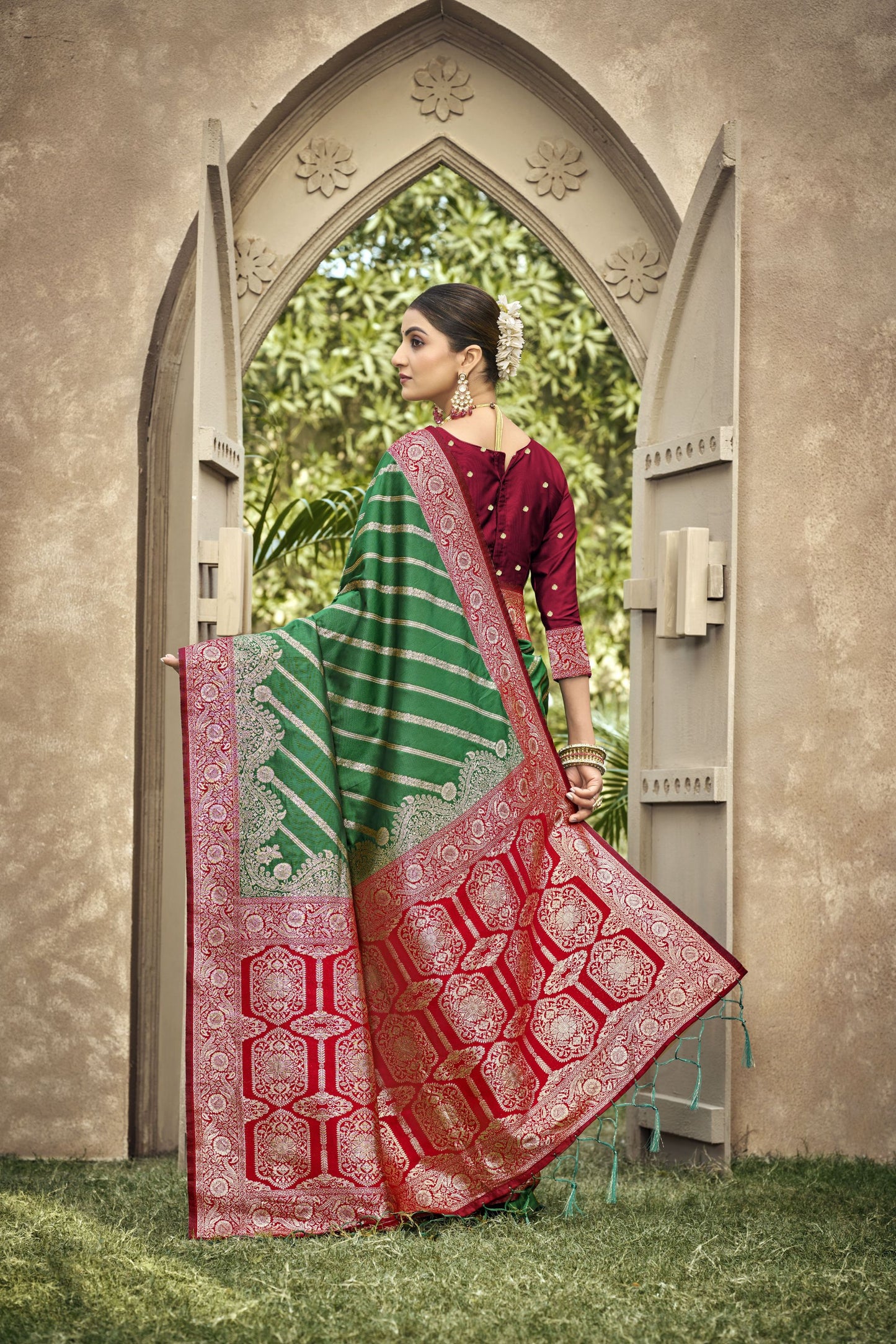 Green Banarasi Silk Saree Red Zari Border Traditional Saree