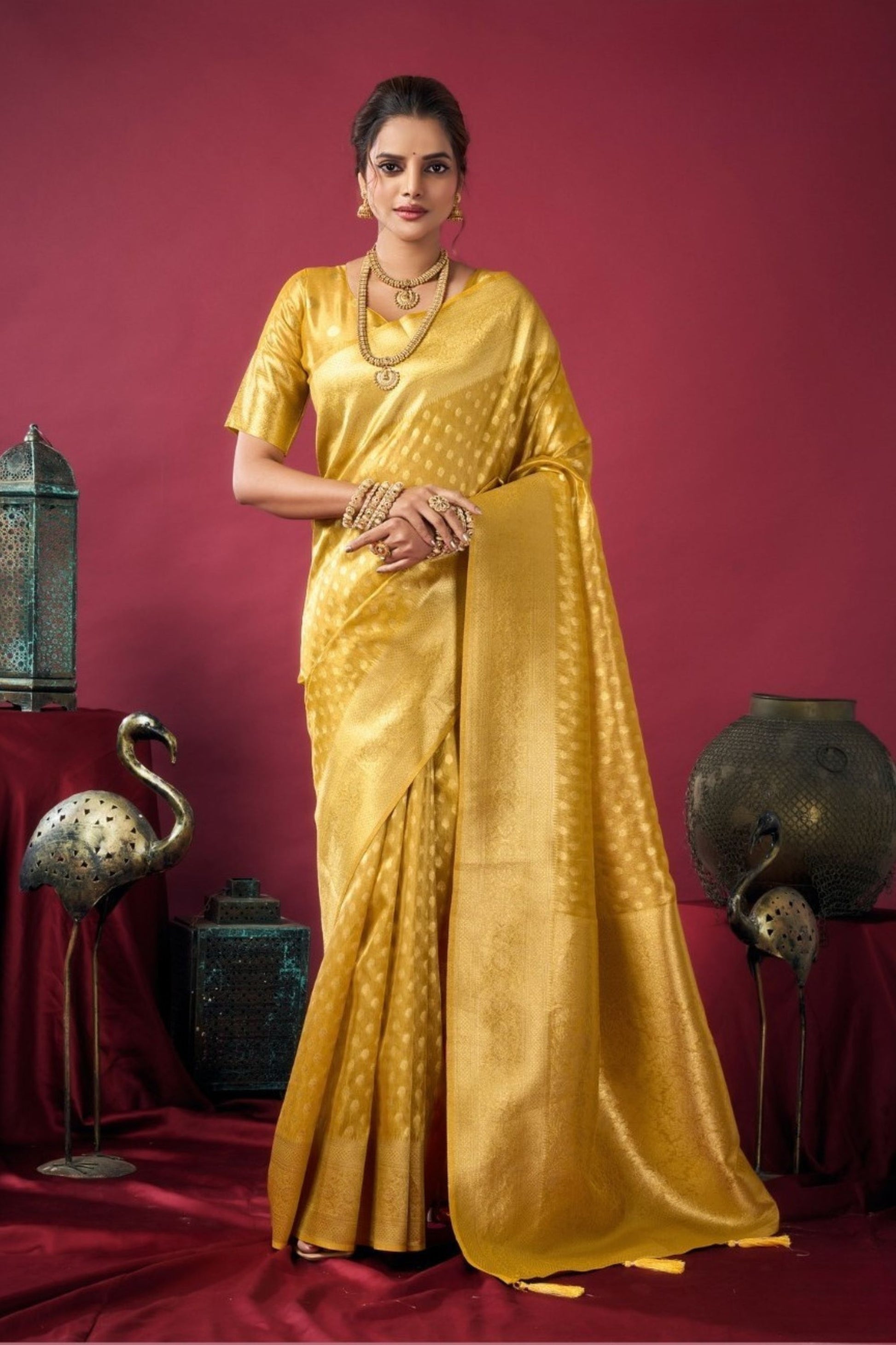 Gobuni Golden Kanjivaram Silk Saree Banarasi Saree with Blouse Piece