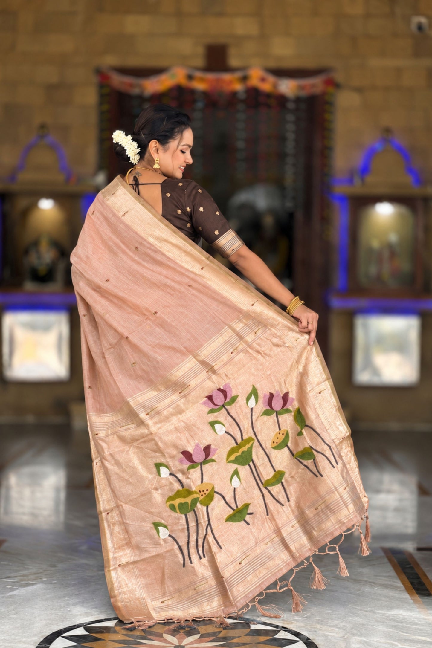 Peach Pink Linen Silk Saree Hand-Painted Lotus Pallu Zari Border