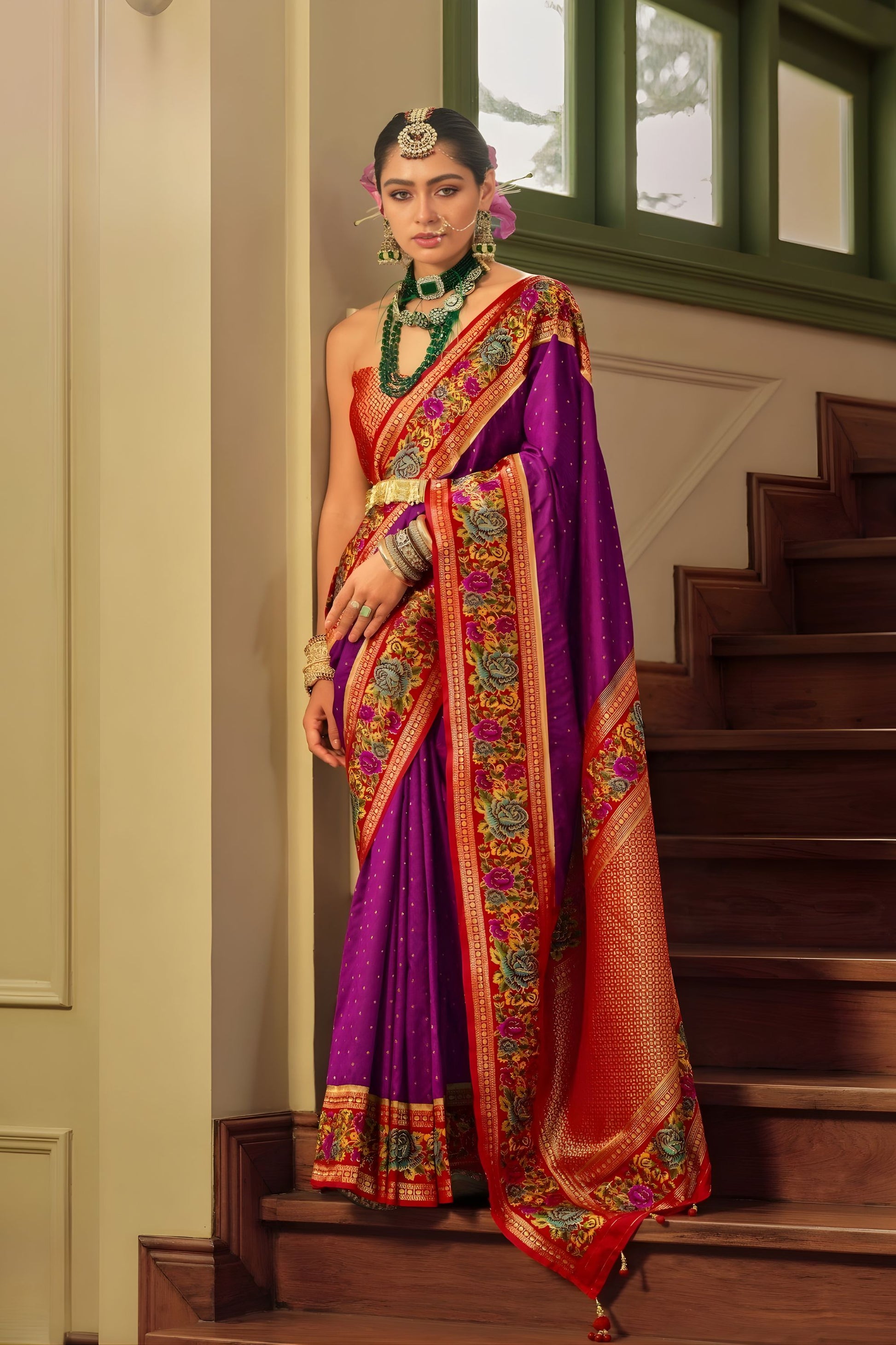 Royal Purple Banarasi Silk Saree Floral Woven Border Rich Red Zari Pallu