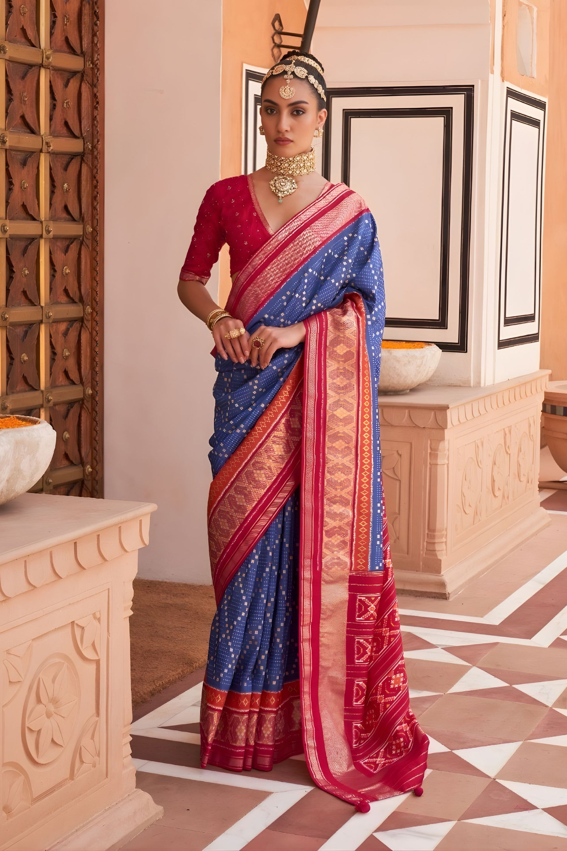 Royal Blue Banarasi Silk Saree Pink Contrast Border 