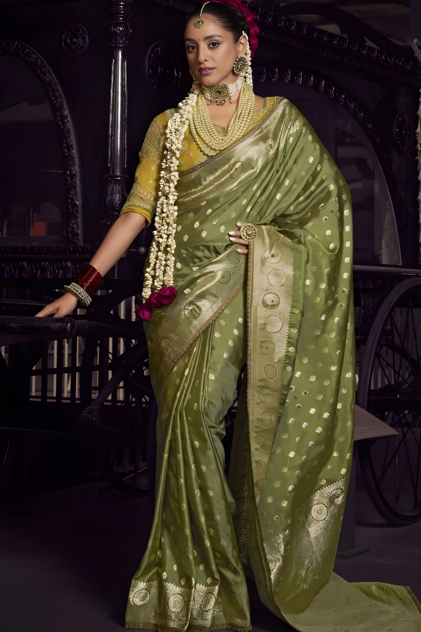  Olive Green Banarasi Silk Saree Rich Gold Zari Weaving Traditional Border 