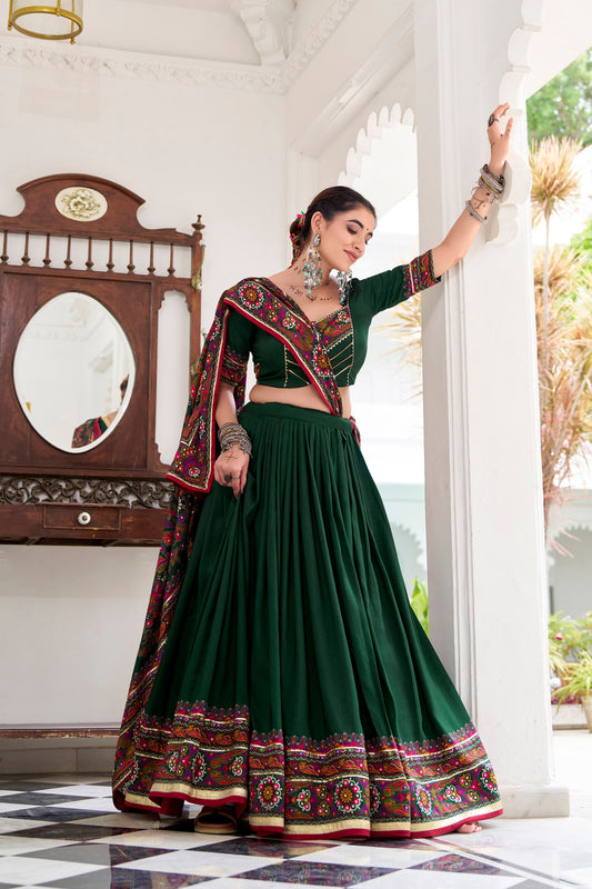 Green Embroidered Navratri Lehenga Choli with Dupatta Traditional Gujarati  Ghagra Choli for Festivals