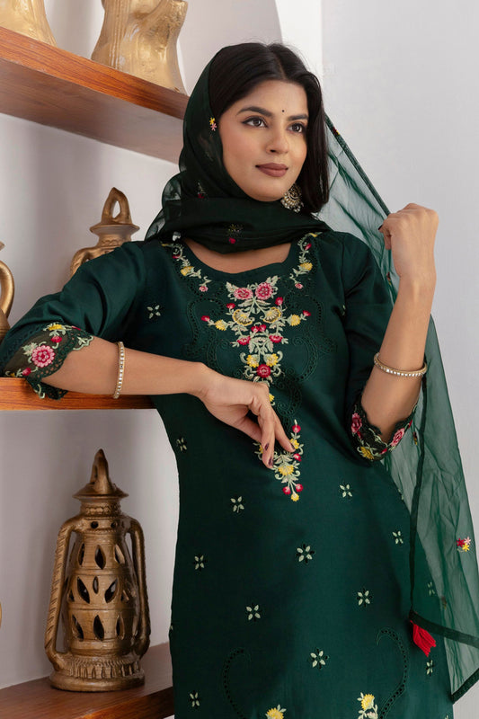 Graceful Dark Green Viscose Silk Embroidered Salwar Suit with Floral Dupatta