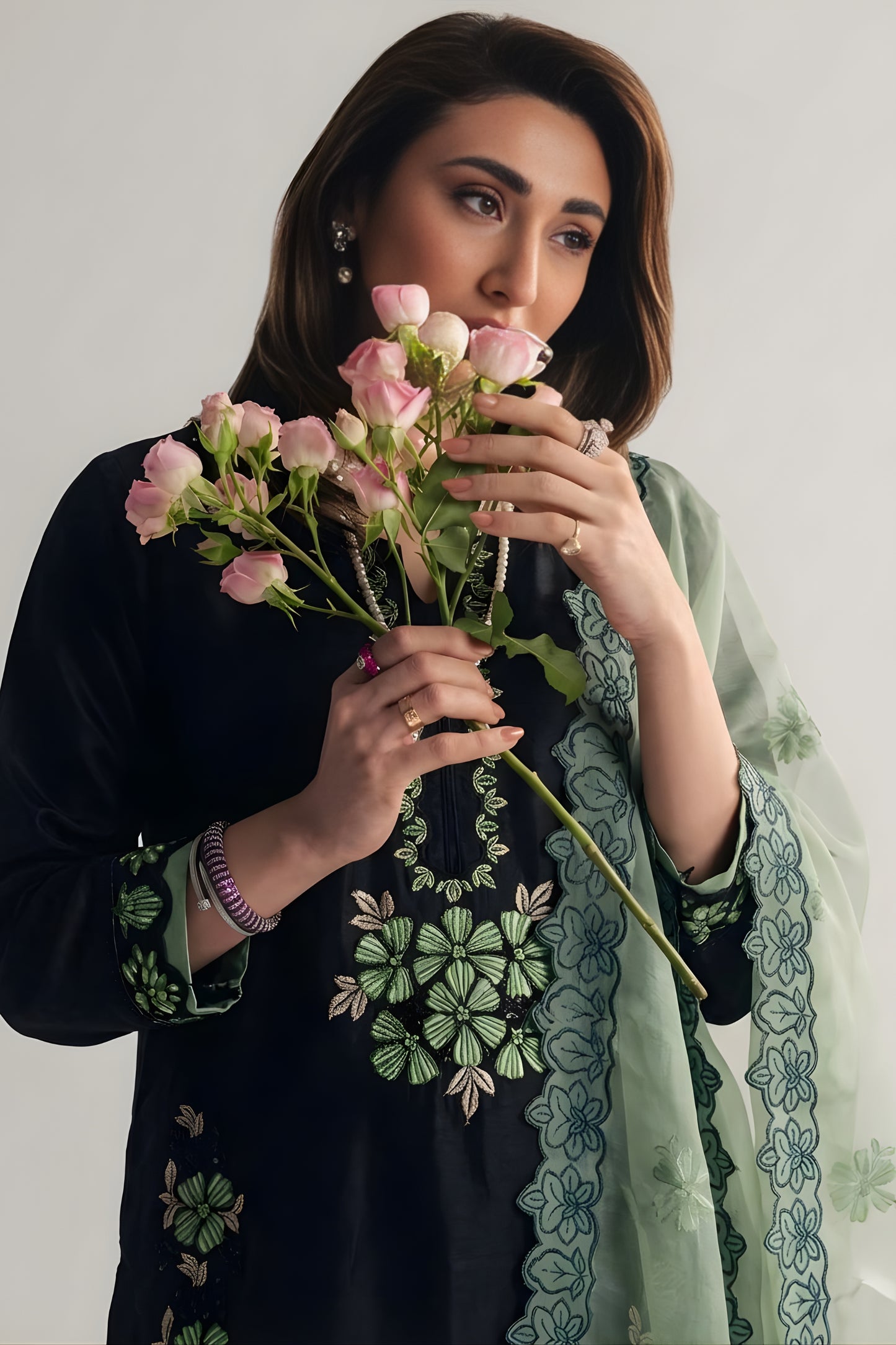 Elegant Black Roman Glass Silk Embroidered Readymade Salwar Suit with Green Dupatta for Women