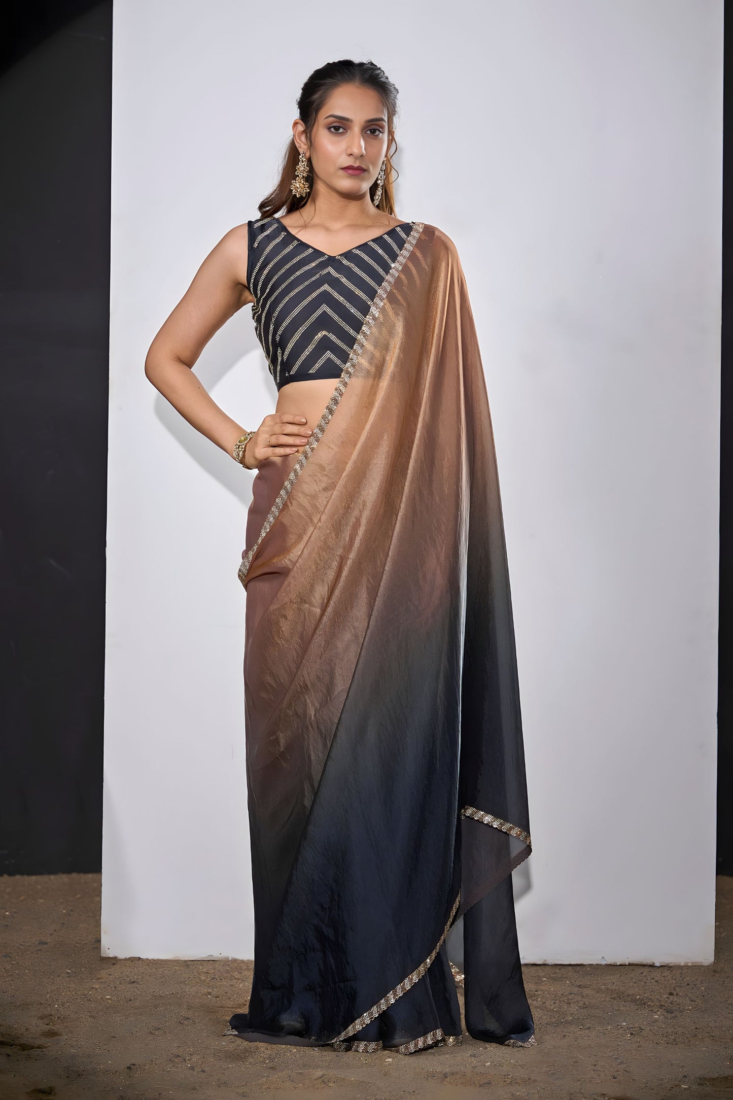 Elegant Black Copper Dual Tone Saree with Designer Border