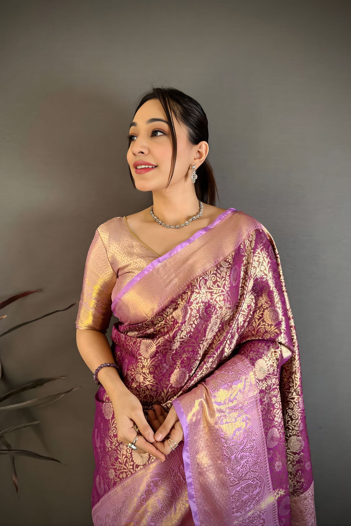 Elegant Purple Kanchipuram Silk Saree with Pink Designer Pallu