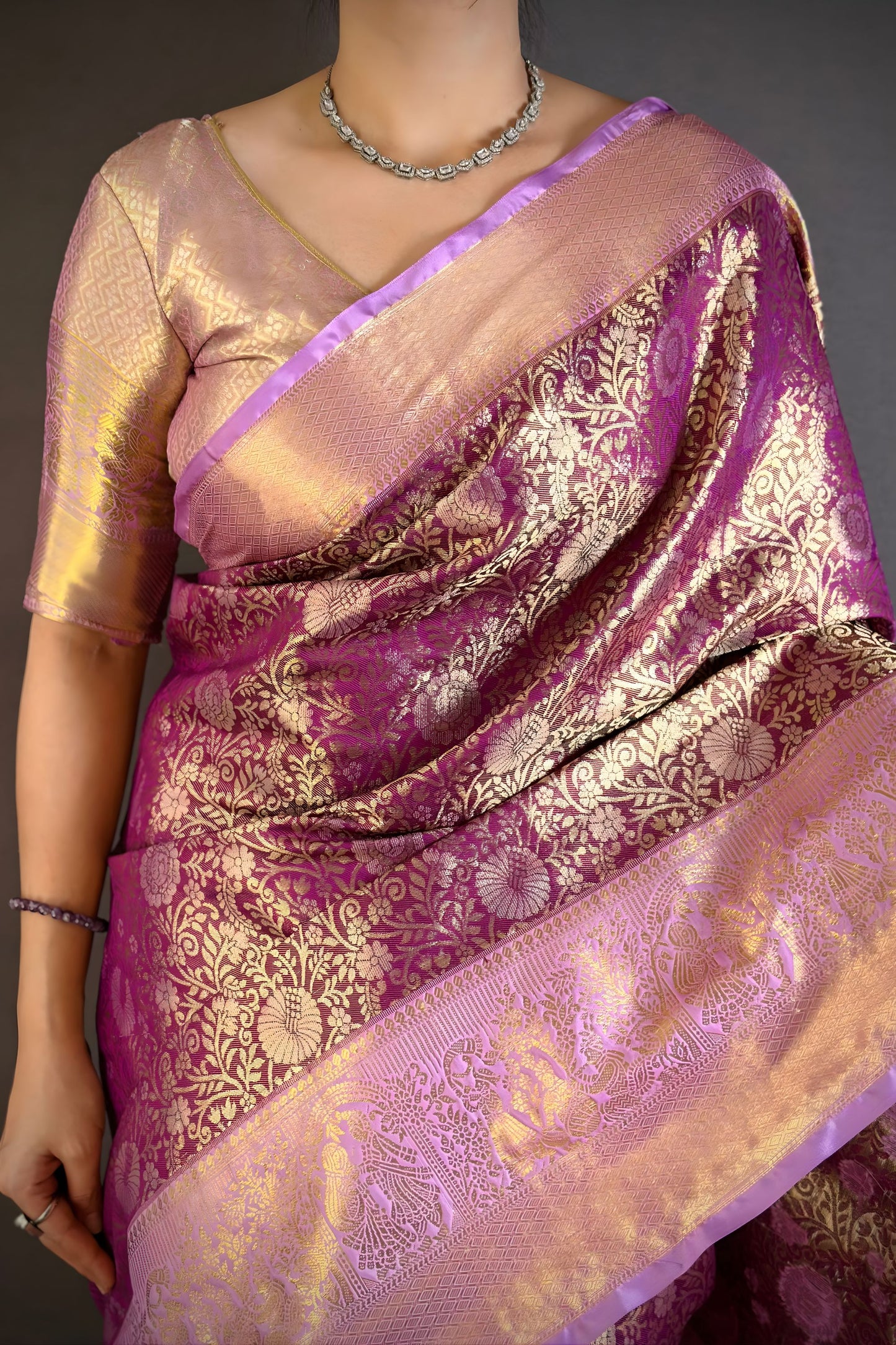 Elegant Purple Kanchipuram Silk Saree with Pink Designer Pallu