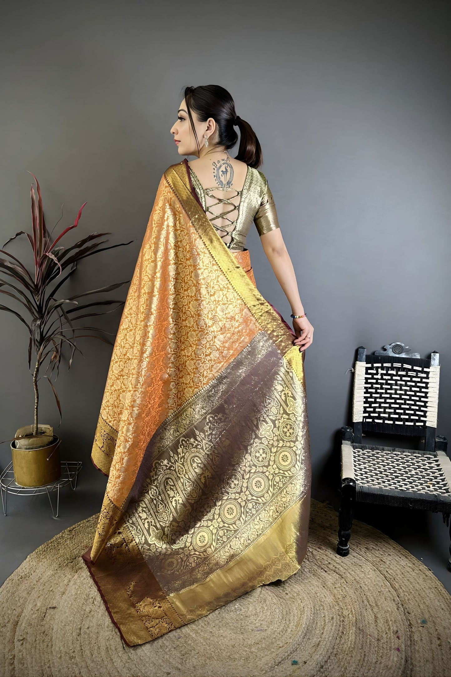 Luxury Mehendi Green Kanjivaram Silk Weaving Zari Work Saree for Wedding