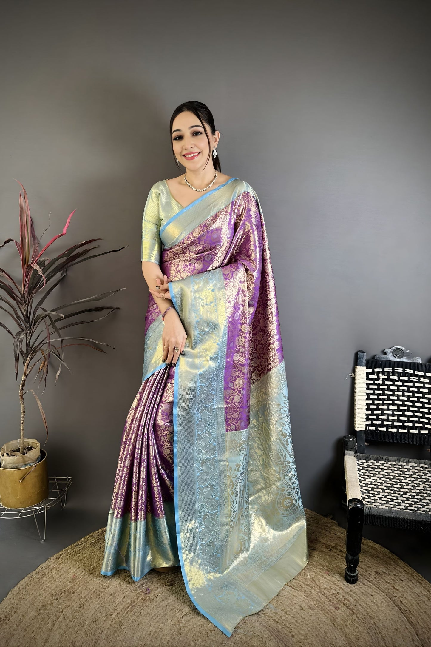 Luxury Purple Kanjivaram Woven  Saree Zari Border for Wedding
