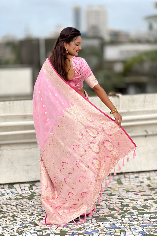 Graceful Pink Banarasi Silk Saree Zari Weaving Work for Women