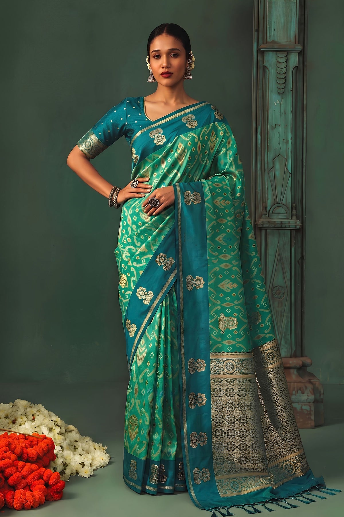 Graceful Teal Green Silk Jacquard Work Saree for Women