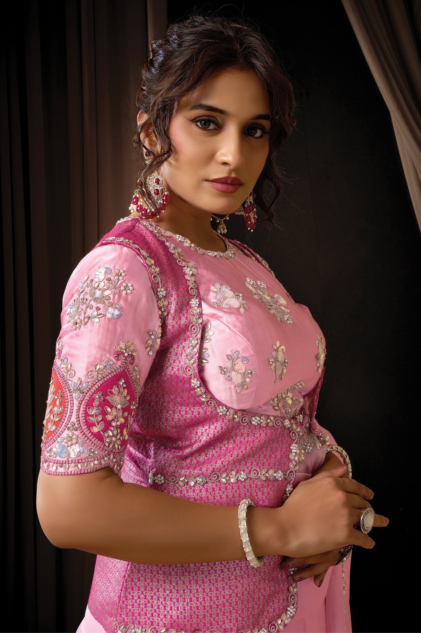 Elegant Pink Embroidered Designer Saree with Zari Border Blouse